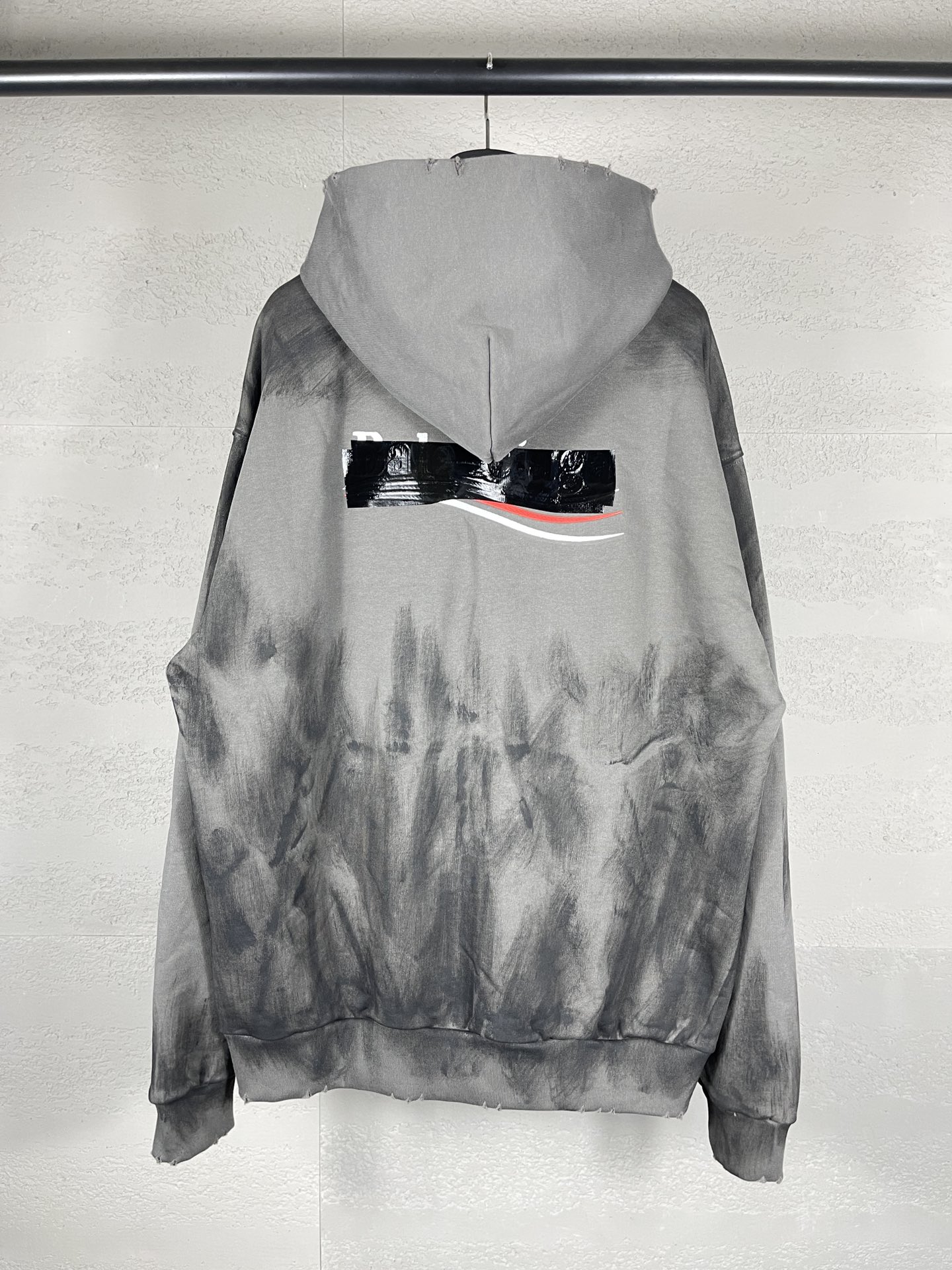 Balenciaga Paris Classic Cotton Coat with Coke Embroidery and Hood – High Quality and Stylish - 图片 2