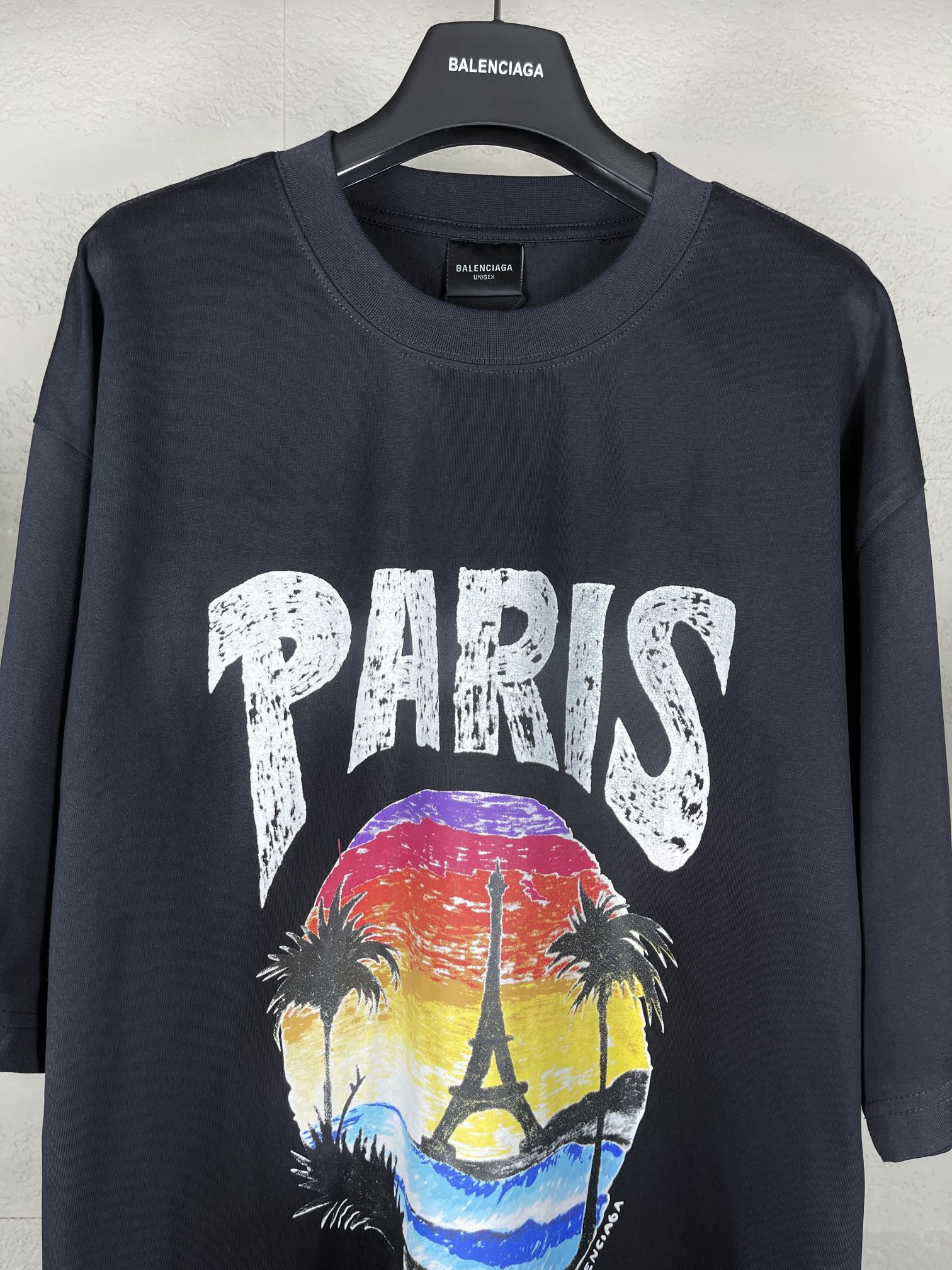High-quality Women’s Clothing: BALENCI*GA Paris T-shirts with Unique Logo Design - 图片 5