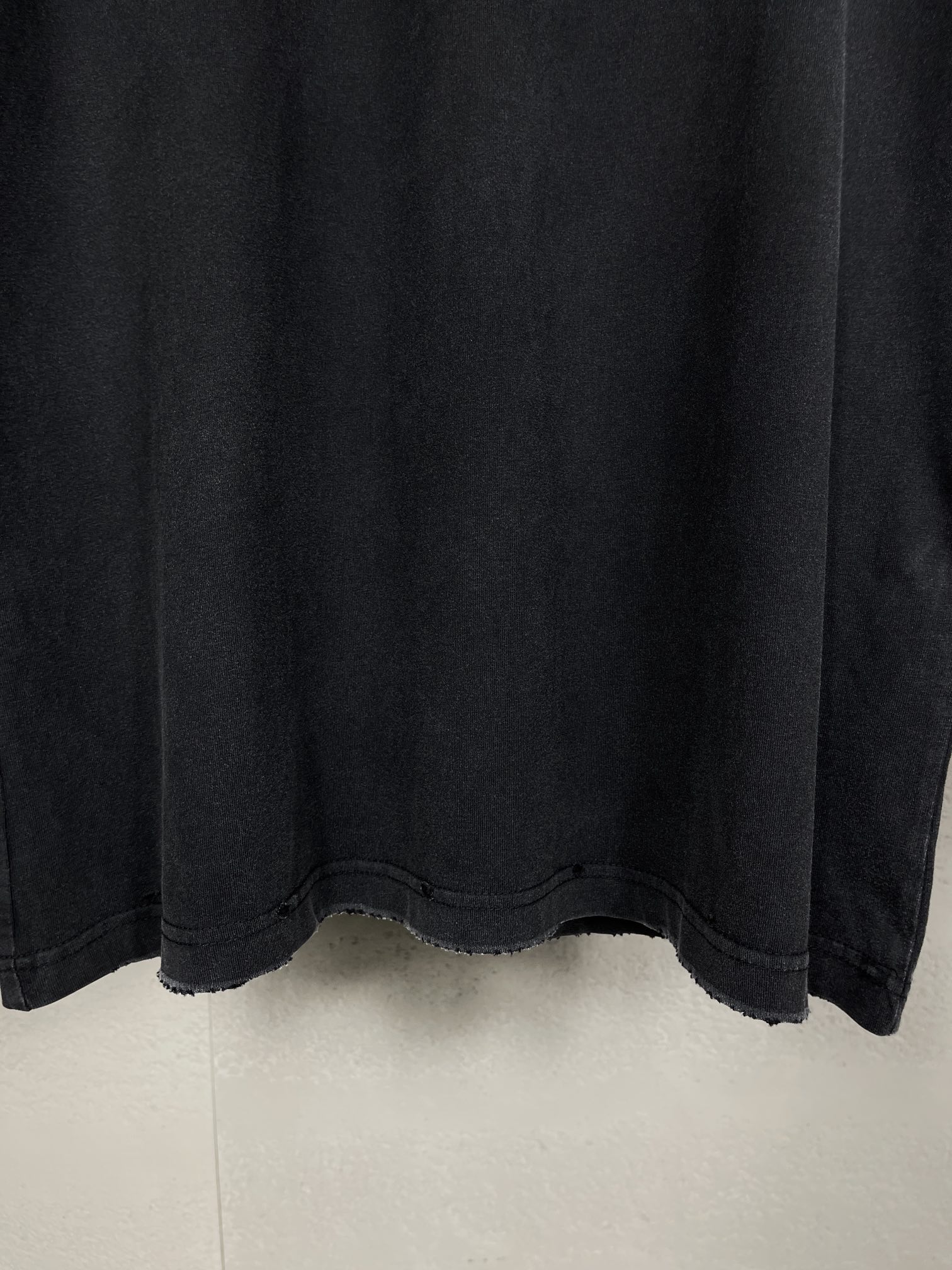 High-End Women’s Clothing: BALENTCI*GA Paris 2024 Short-Sleeve T-Shirt – Premium Quality - 图片 8