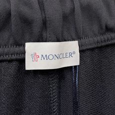 Moncl*r蒙*口2025秋冬最新的贸易订单休闲裤!全品相!!裤腿logo图案徽章设计!定制专属纯棉面 Moncl*r蒙*口2025秋冬最新的贸易订单休闲裤!全品相!!裤腿logo图案徽章设计!定制专属纯棉面