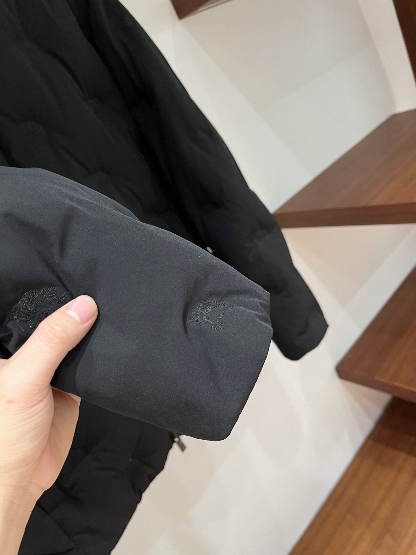 2️⃣0️⃣2️⃣5️⃣秋冬B UR BERRY新款男士刺绣羽绒 完针刺绣 精致细腻 简约立领大气干练 