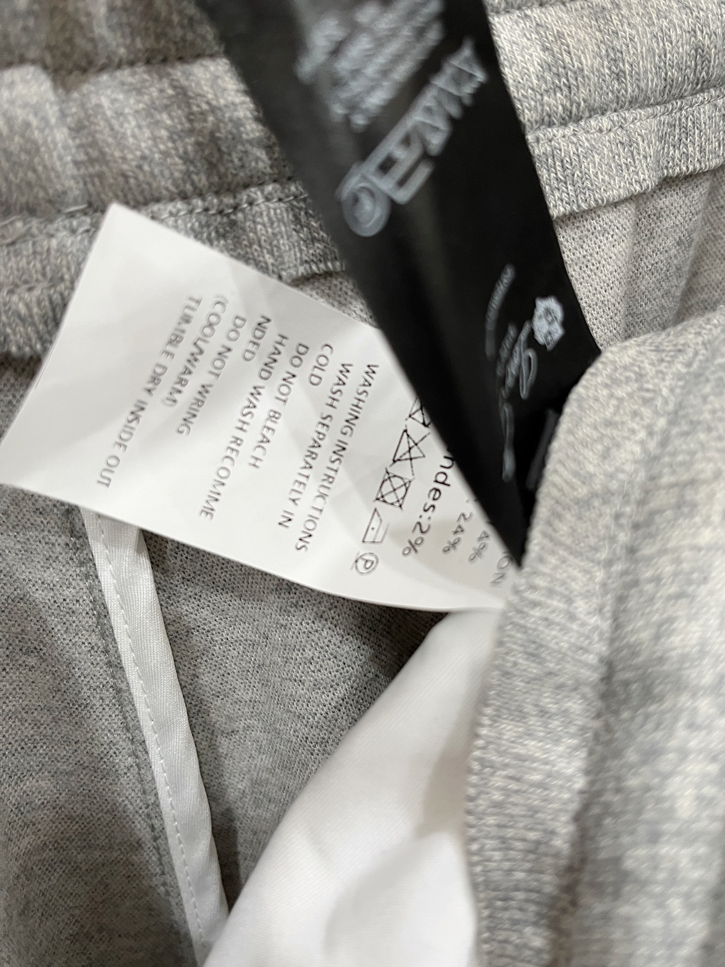 。Lo*ro Pi*na诺 u翩雅 2025秋冬 全品相订单，保暖有型 羊毛呢混纺松紧腰直脚休闲裤 经典