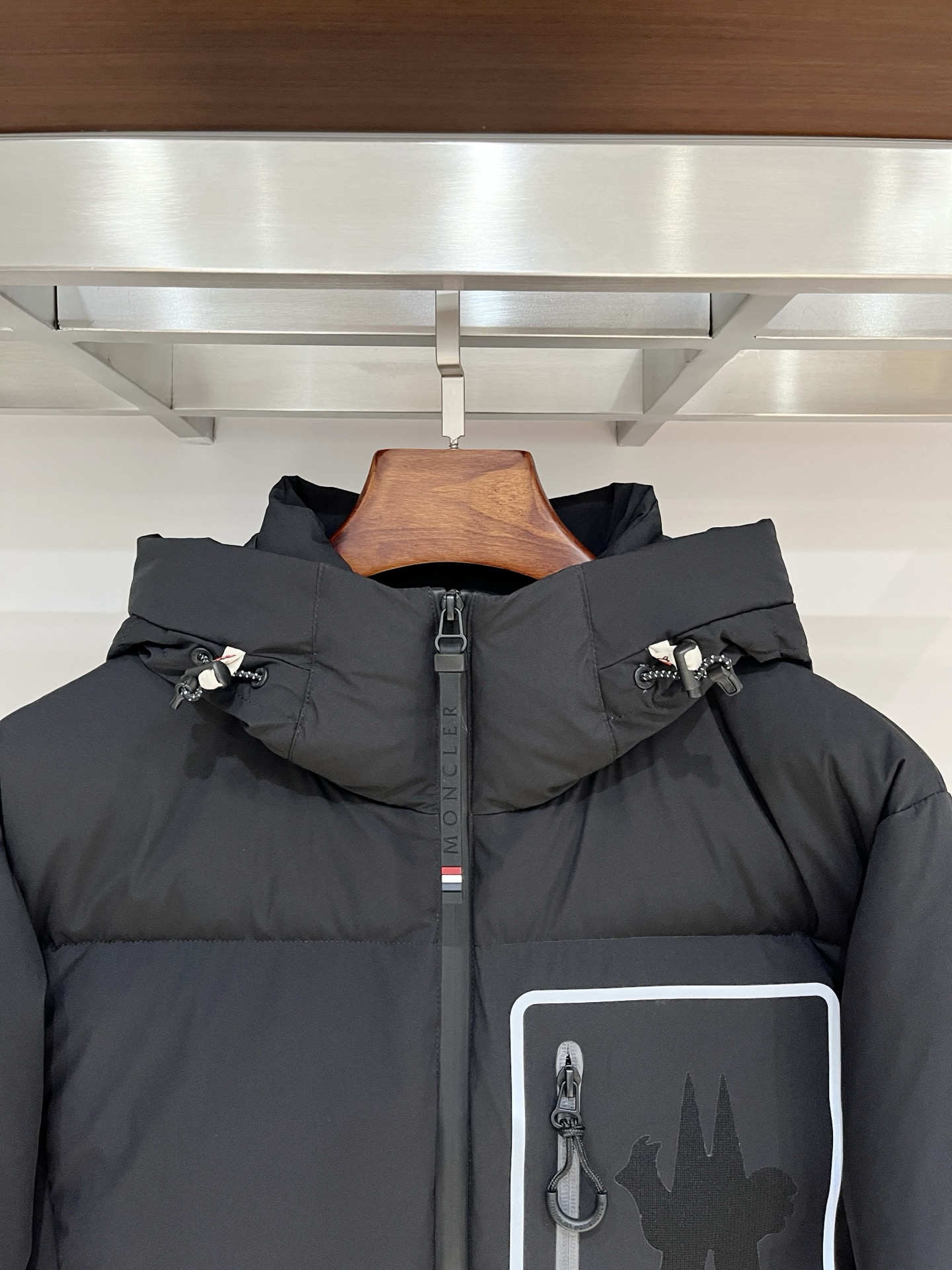 2️⃣0️⃣2️⃣5️⃣秋冬季新款！-Moncl*r男士立领羽绒服，高端轻奢的时尚风格，实穿百搭的款式，