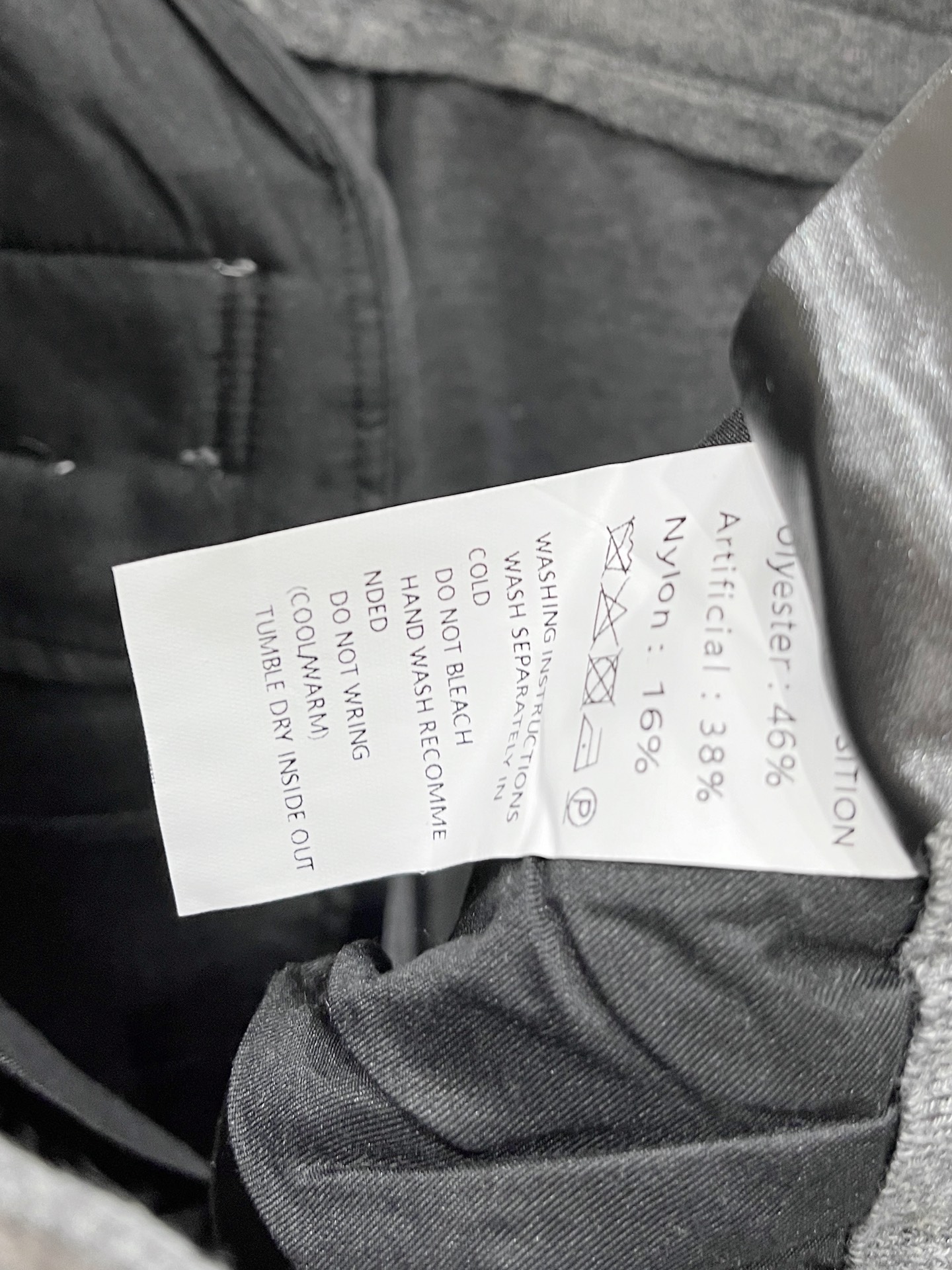 。lP🆕 1935秋冬 ，保暖有型高密度毛巾面混纺松紧腰直脚休闲裤 经典百搭 标志刺绣的点缀，松紧腰抽绳