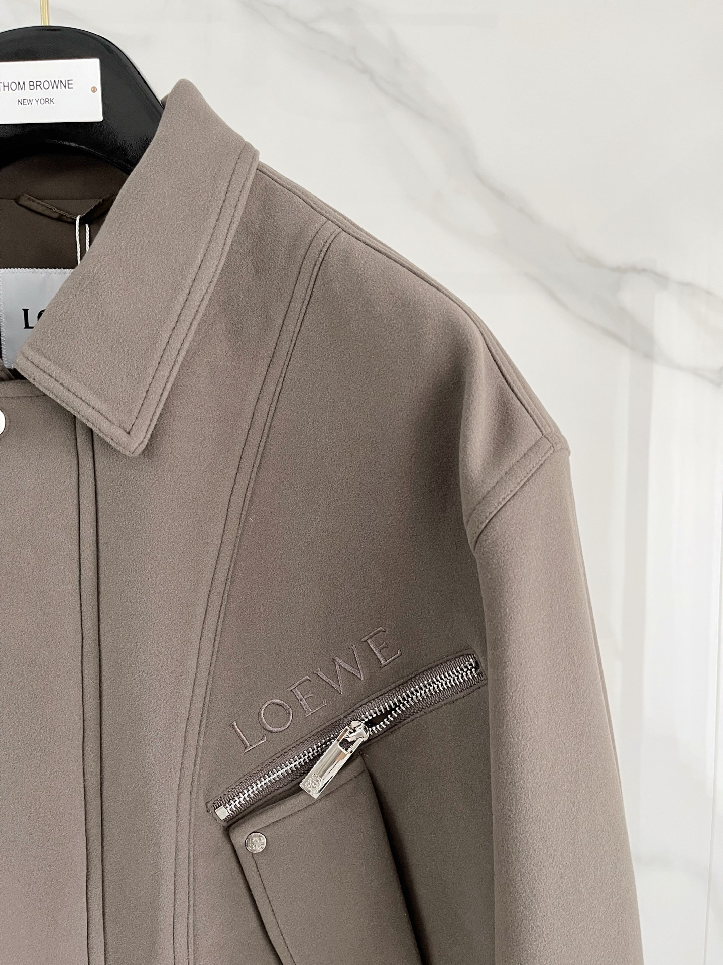 上新 罗意威 官网同款，三标齐全！2025秋冬新款男士夹克外套，时尚休闲高端版本！专柜定制面料 透气舒适