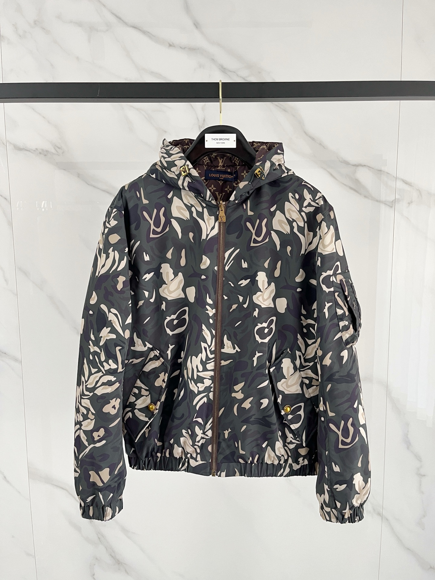 加棉lv 官网同款，三标齐全！2025秋冬新款男士夹克外套，时尚休闲高端版本！专柜定制面料 透气舒适度高