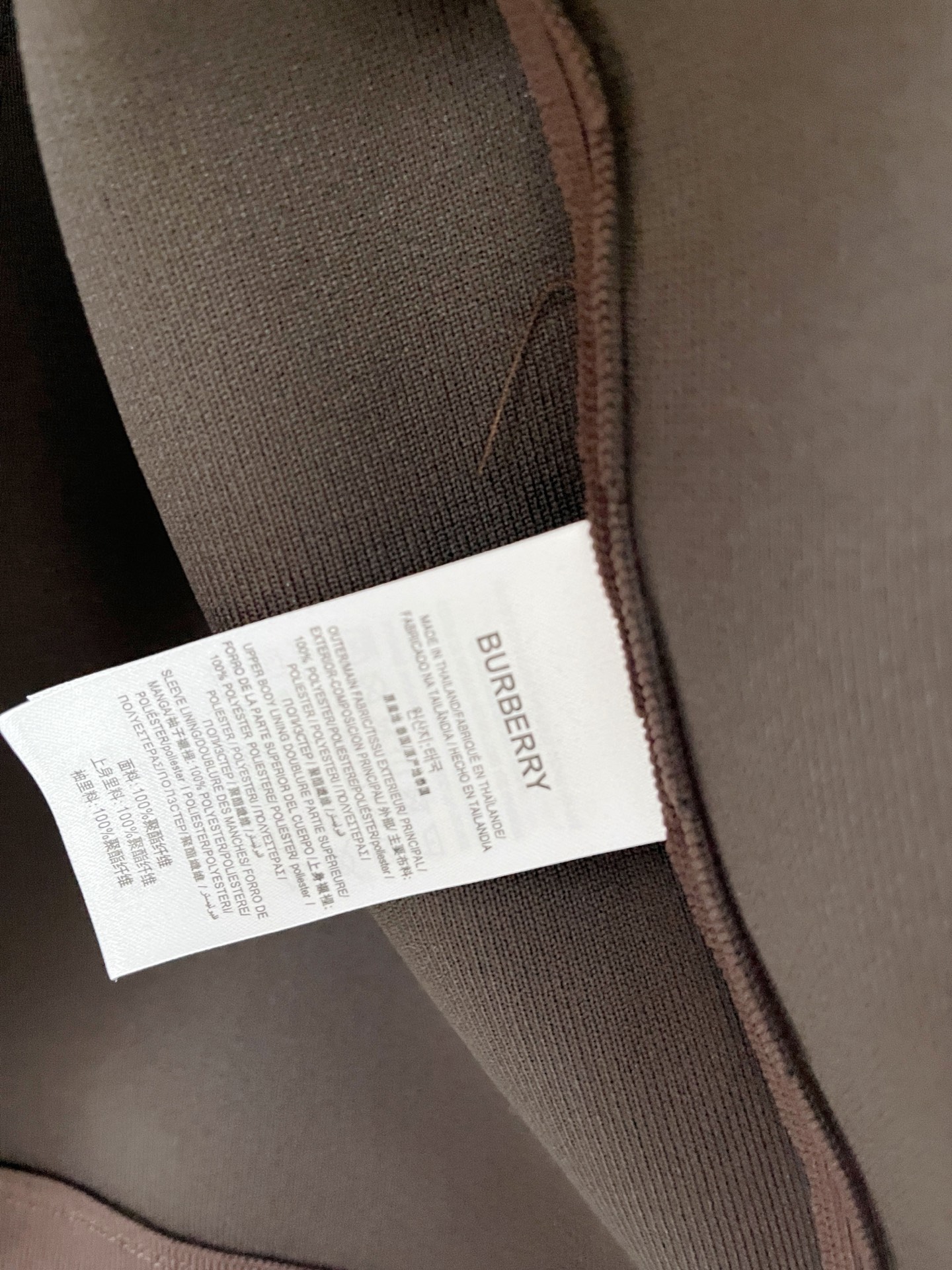 。Burb@rry FW25 纯色立领拉链长袖夹克外套 男款 海军蓝M-3XL面料涤纶版型合身厚度适中款