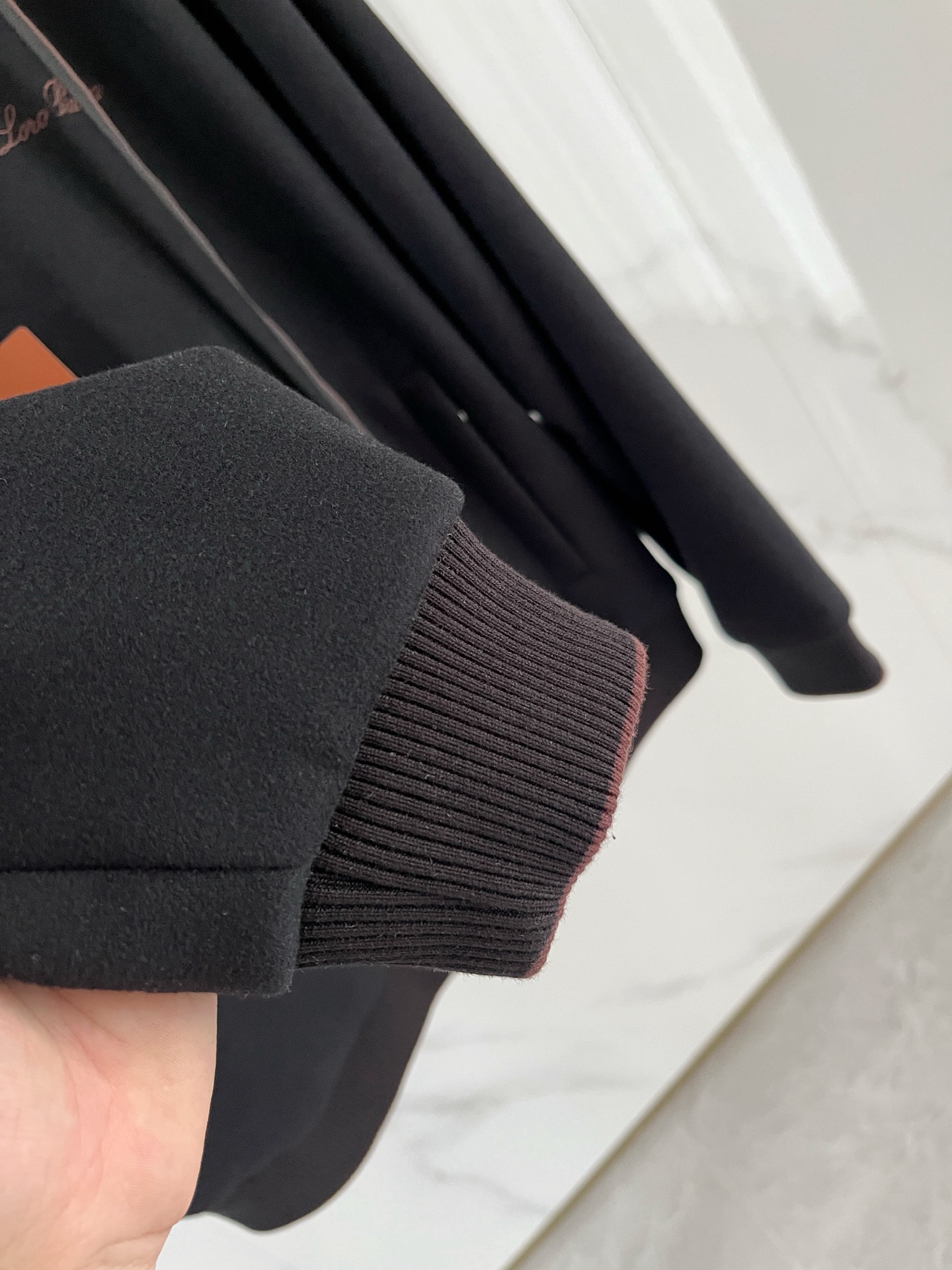 lP🆕。一套发售 独家首发❤️高端原单品质老钱风穿搭 重磅羊毛羊绒套装！飞行夹克拉链翻领羊绒外套搭配 直