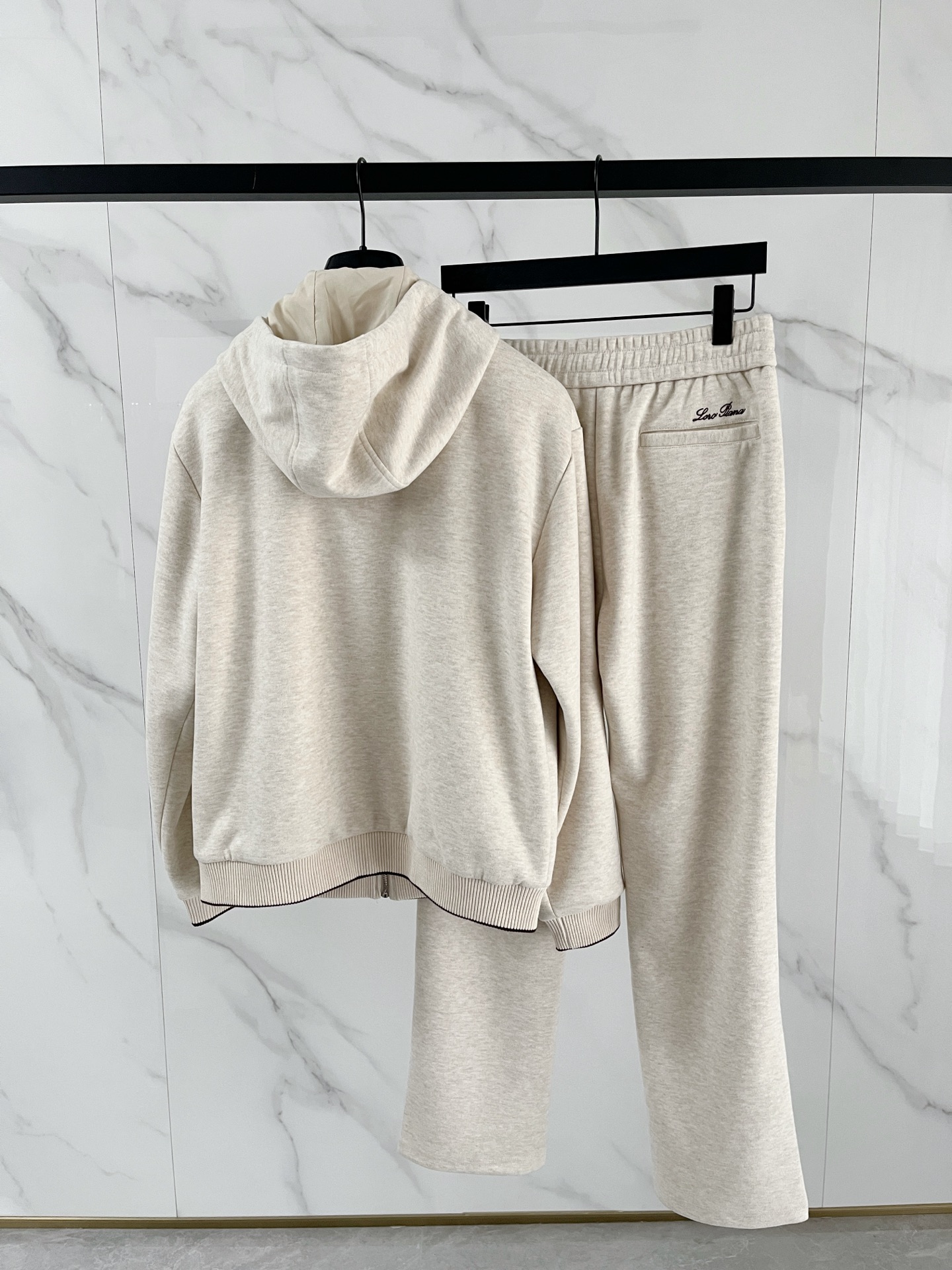 lP🆕。一套发售 独家首发❤️高端原单品质老钱风穿搭 重磅羊毛羊绒套装！飞行夹克拉链翻领羊绒外套搭配 直