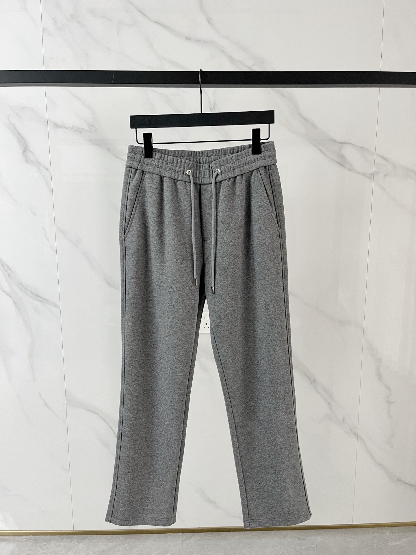 普拉达一套发售 独家首发❤️高端原单品质老钱风穿搭 重磅羊毛羊绒套装！飞行夹克拉链翻领羊绒外套搭配 直筒