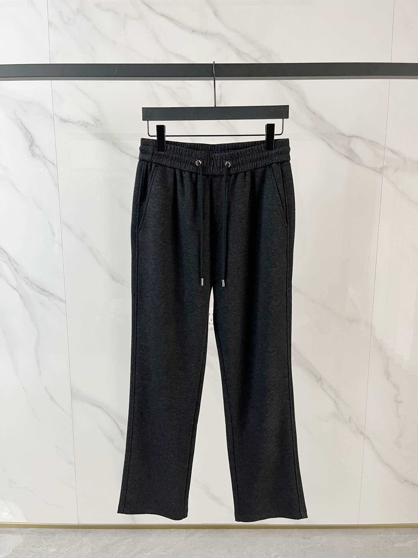 普拉达一套发售 独家首发❤️高端原单品质老钱风穿搭 重磅羊毛羊绒套装！飞行夹克拉链翻领羊绒外套搭配 直筒