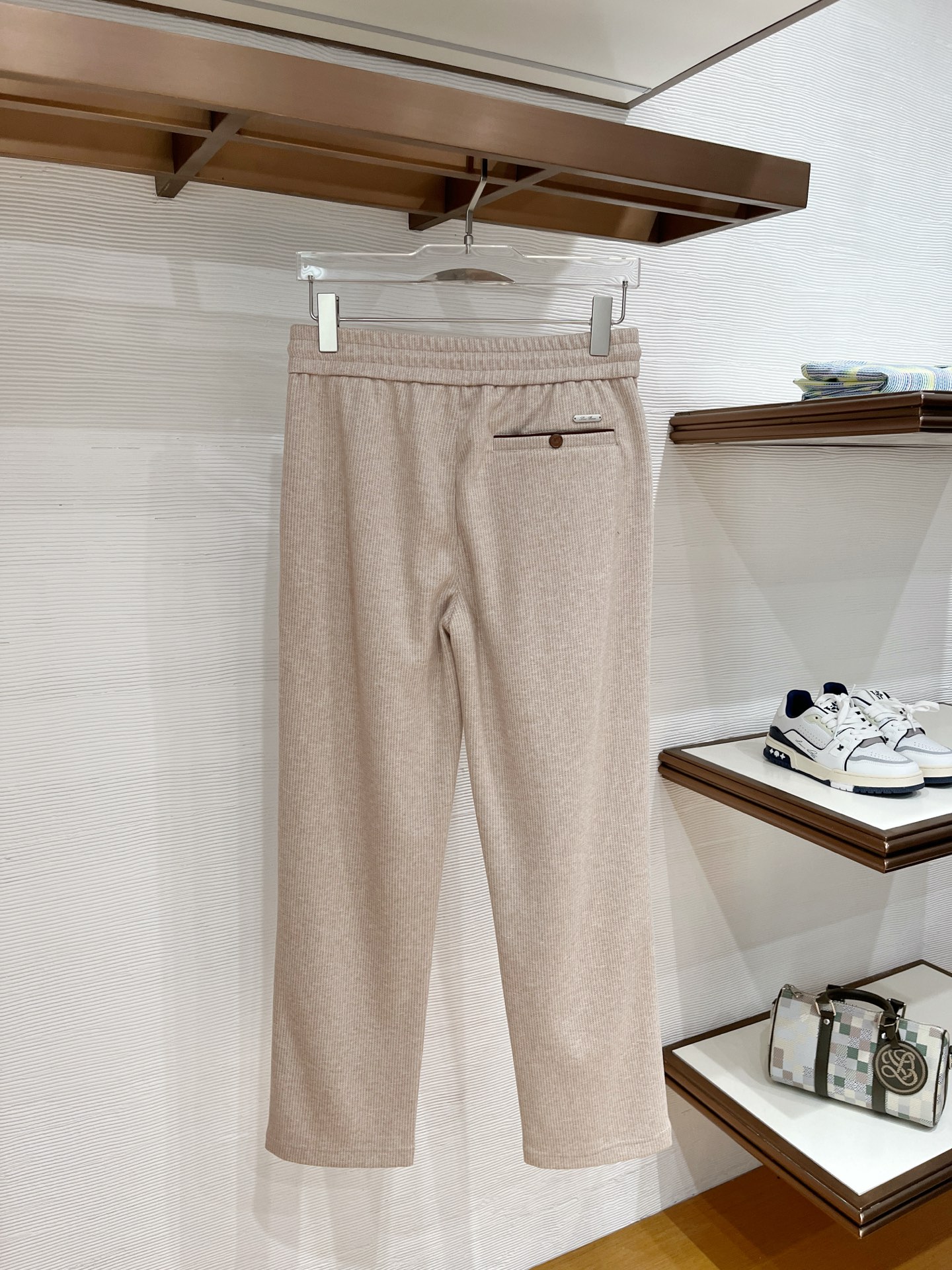 Lo*ro Pi*na诺 u翩雅 2025秋冬 全品相订单，保暖有型 羊毛呢混纺松紧腰直脚休闲裤 经典百