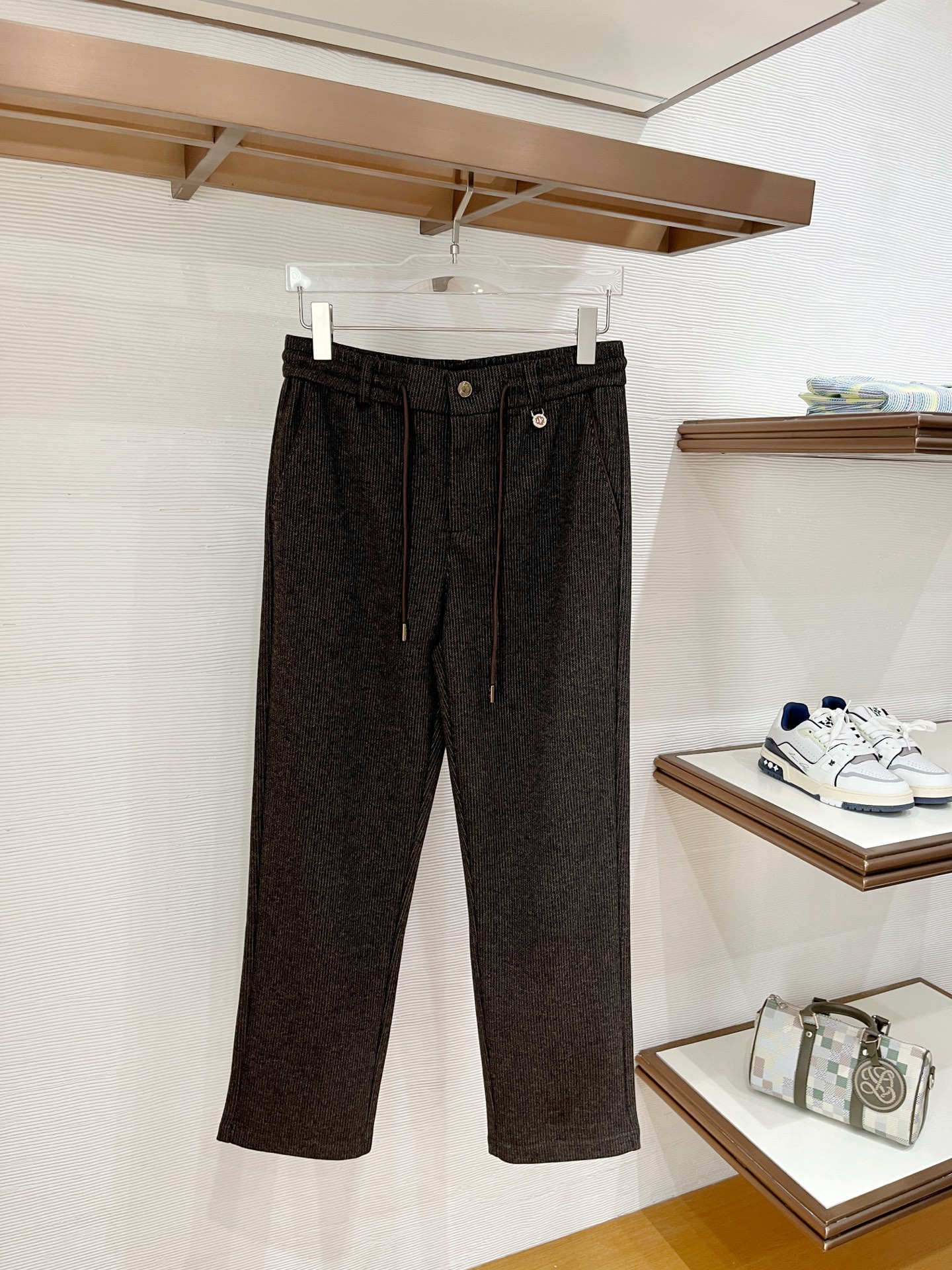 Lo*ro Pi*na诺 u翩雅 2025秋冬 全品相订单，保暖有型 羊毛呢混纺松紧腰直脚休闲裤 经典百