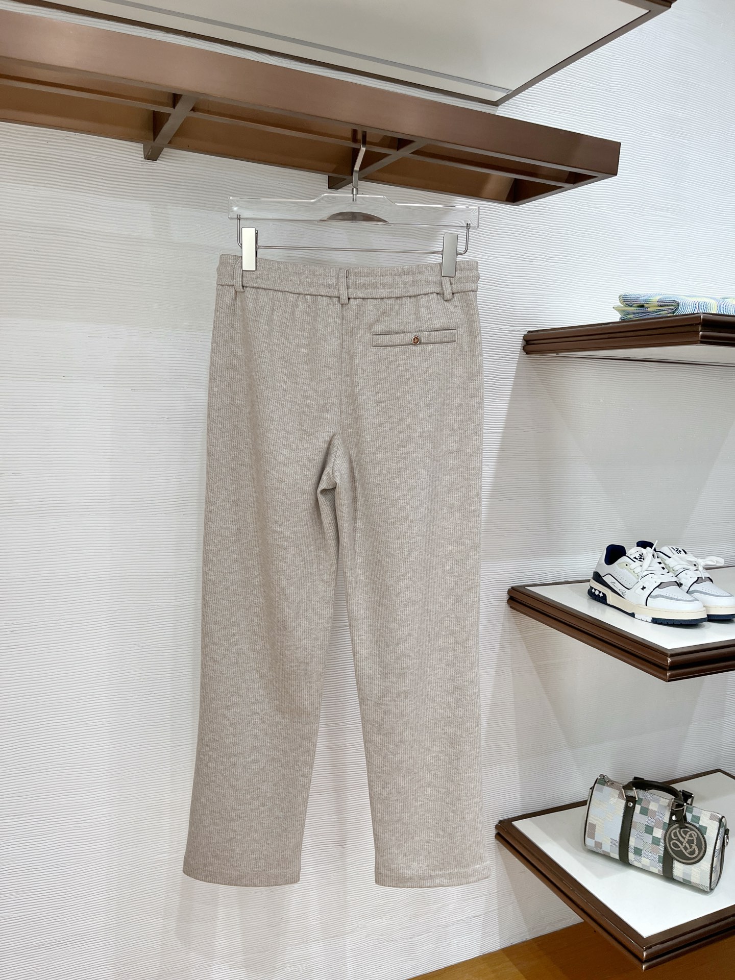 Lo*ro Pi*na诺 u翩雅 2025秋冬 全品相订单，保暖有型 羊毛呢混纺松紧腰直脚休闲裤 经典百