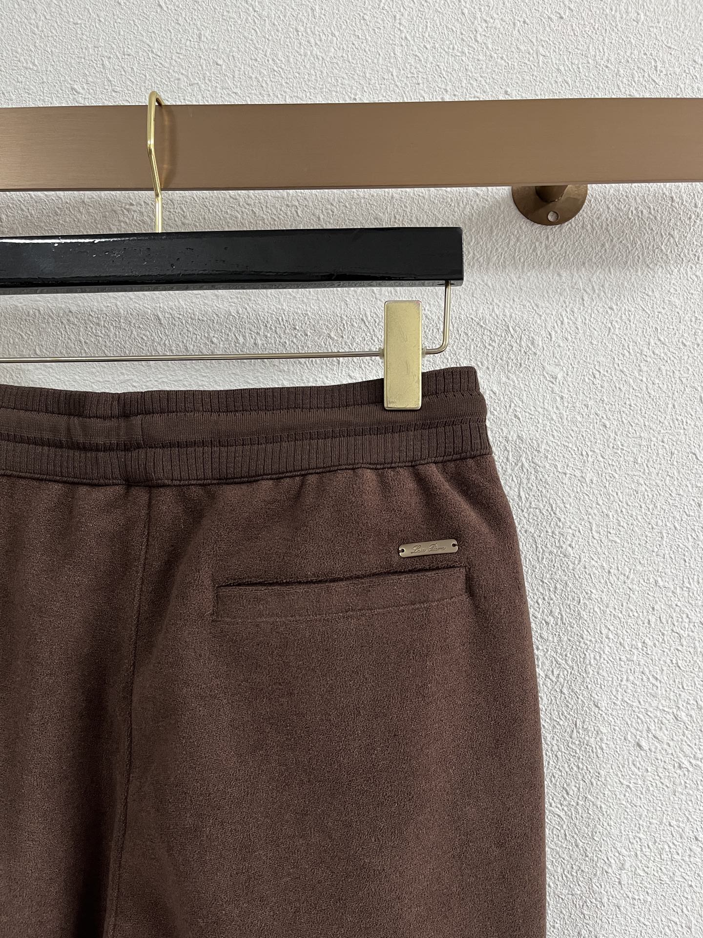 lp🆕 秋冬 ，保暖有型高密度毛巾面混纺松紧腰直脚休闲裤 经典百搭 标志刺绣的点缀，松紧腰抽绳 合体的剪