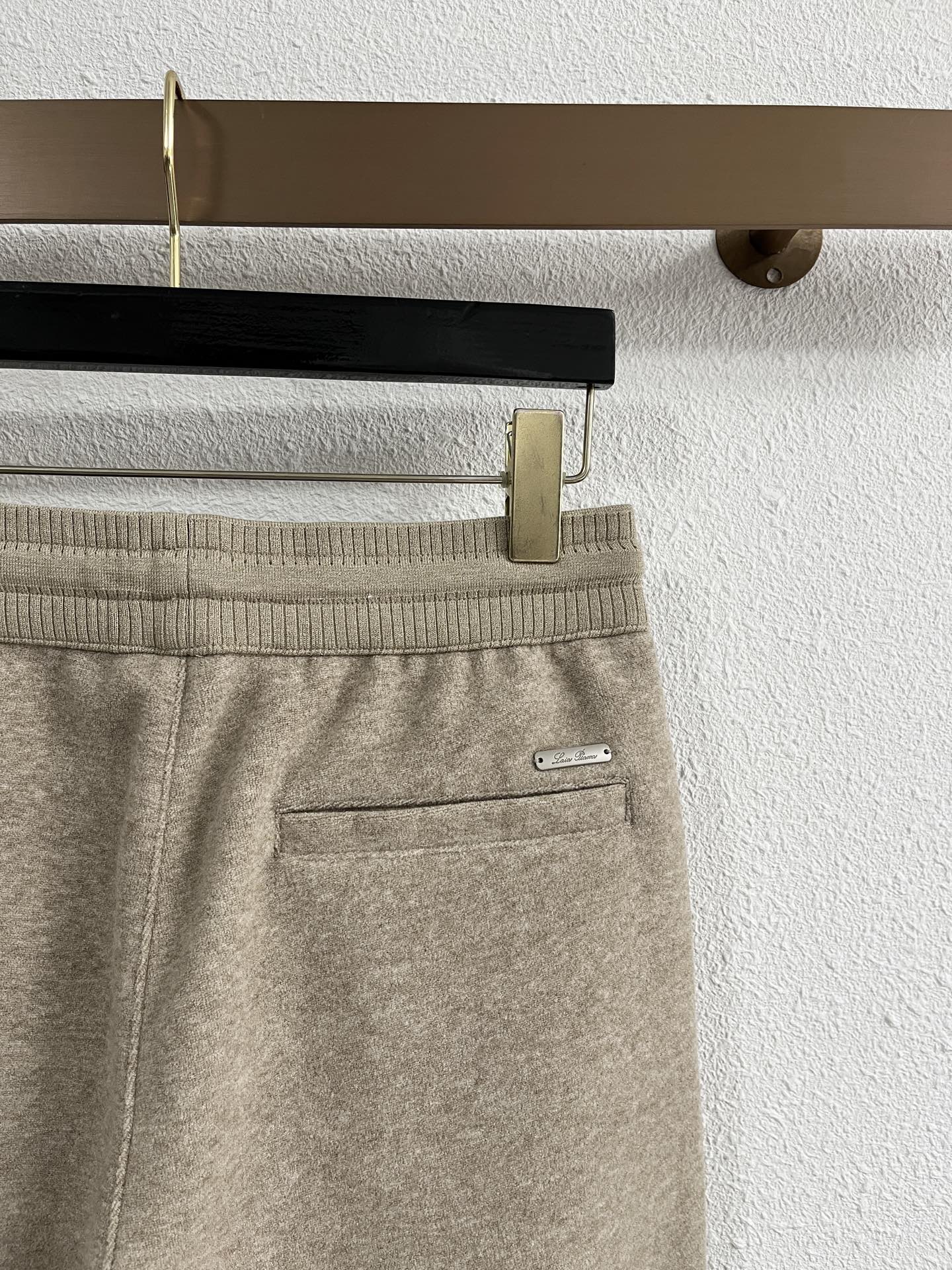 lp🆕 秋冬 ，保暖有型高密度毛巾面混纺松紧腰直脚休闲裤 经典百搭 标志刺绣的点缀，松紧腰抽绳 合体的剪