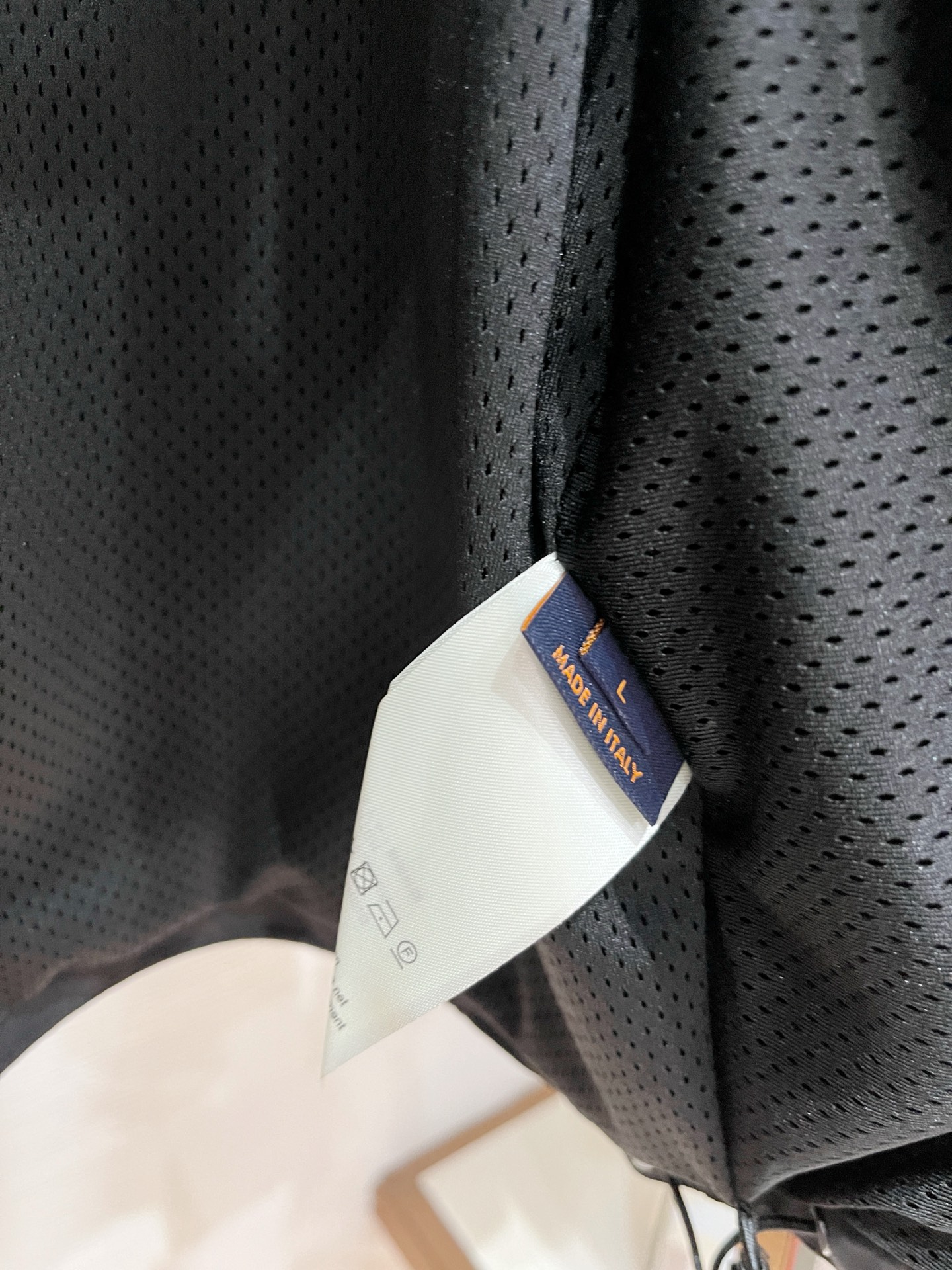 上新。lv官网同款，三标齐全！2025秋冬新款男士夹克外套，时尚休闲高端版本！专柜定制面料 透气舒适度高