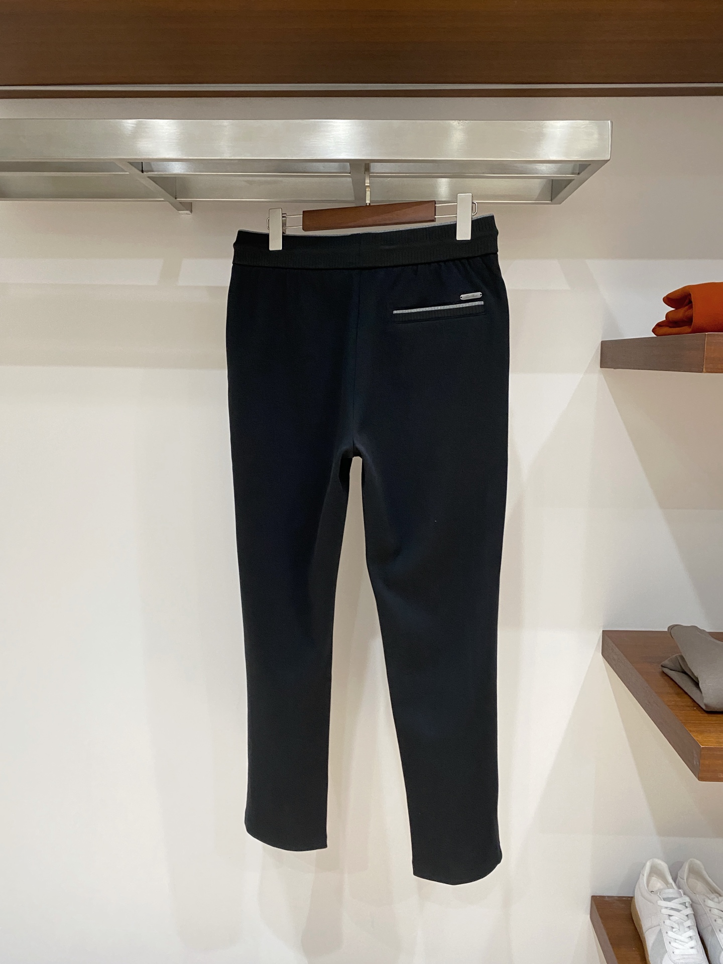 顶级品质>专柜官网同步发售！辅料全部原版定制出品，贸易公司真品订单。高级定制进口面料，以天然植物纖維提炼