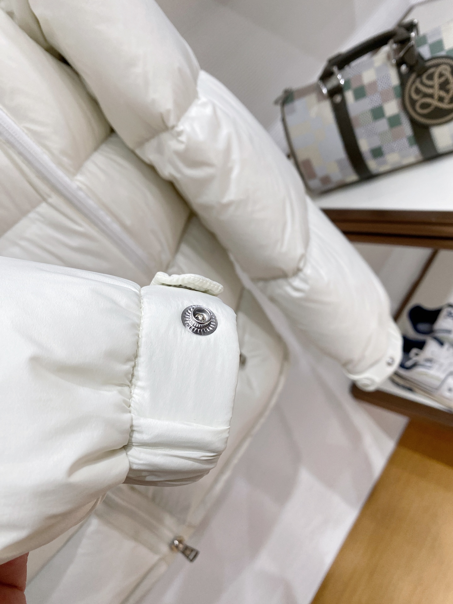 。特级羽绒⬆️Moncler Matte Black 120欧洲限定款冬季短款男士羽绒服夹克外套.此款男