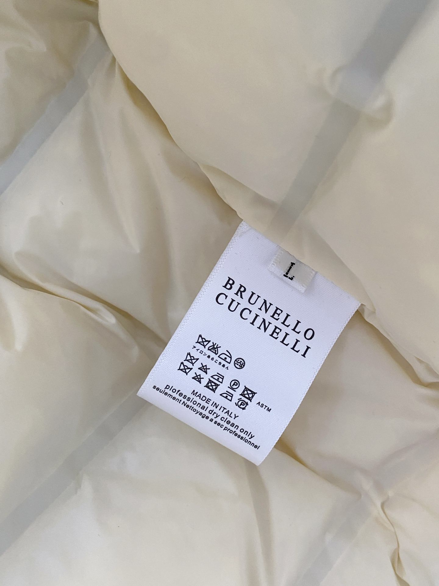 。 Brunello Cucinelli/布鲁内洛·库奇内利 25秋冬时尚连帽夹克羽绒内冲80g-90白