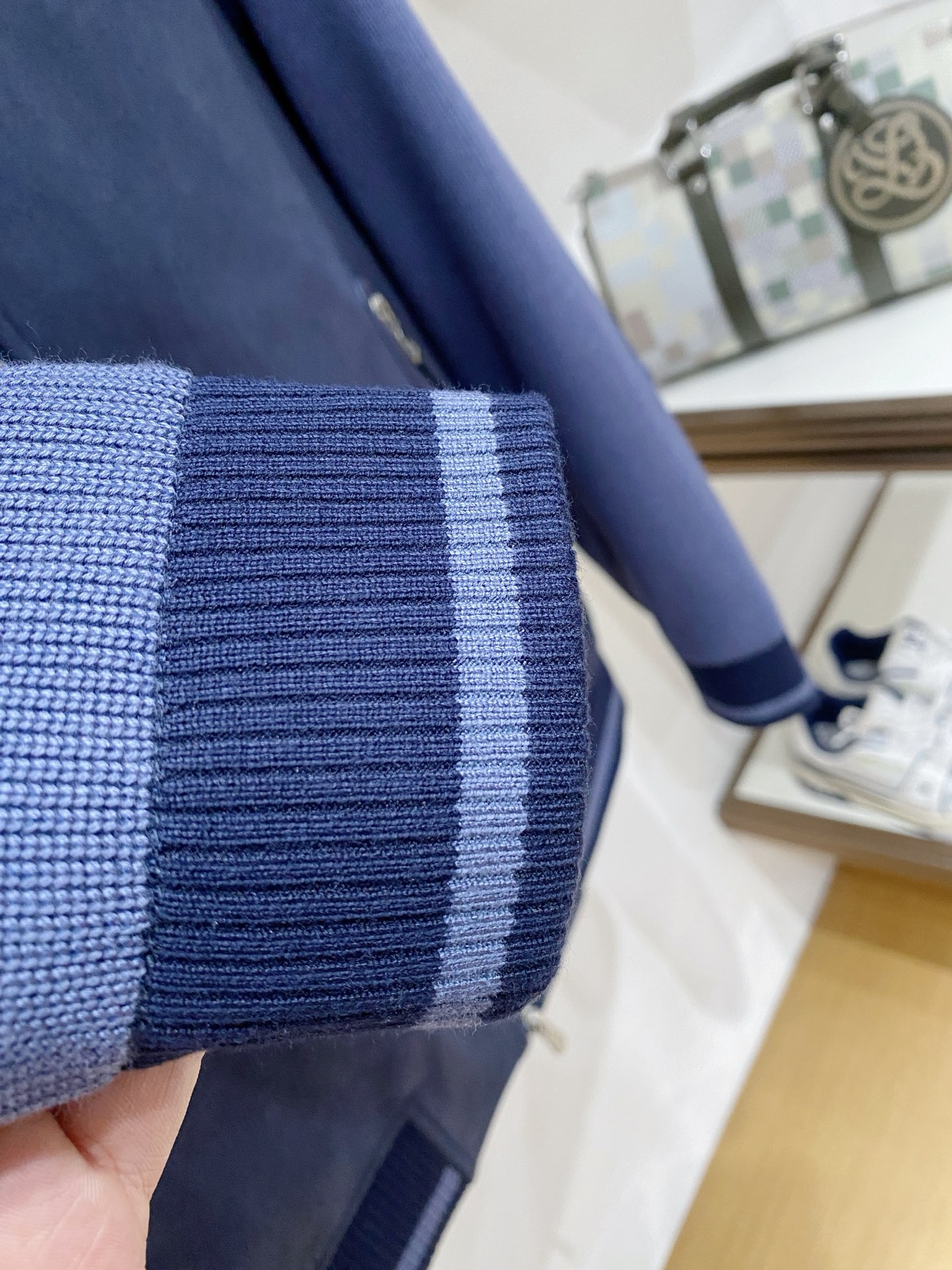 。Brunello Cucinelli/布鲁内洛·库奇内利 2025秋冬新款麂皮拼针织羽绒服外套经典且百