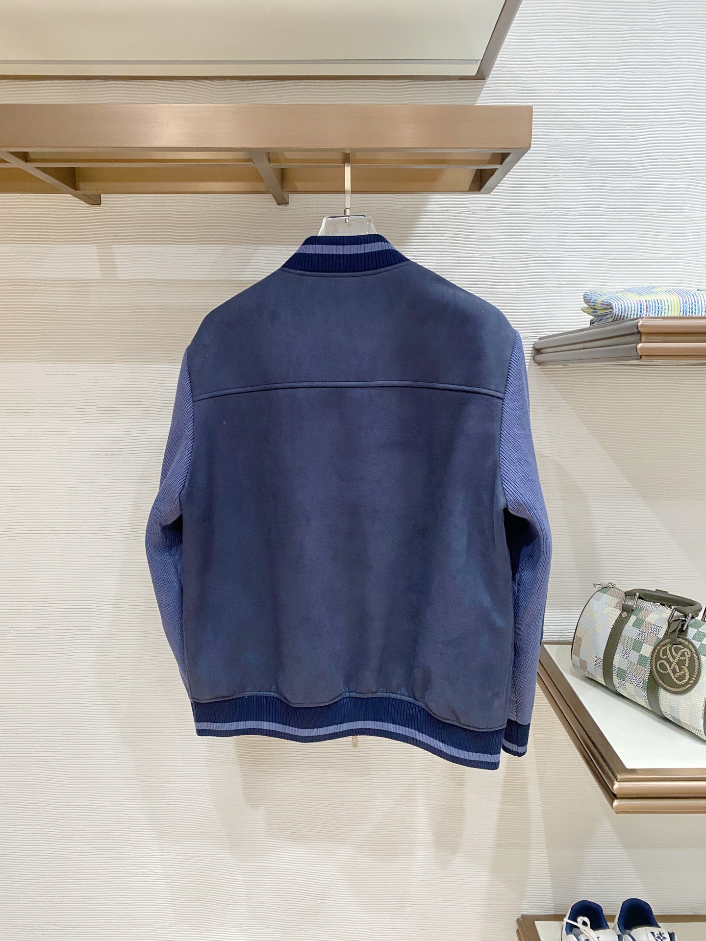 。Brunello Cucinelli/布鲁内洛·库奇内利 2025秋冬新款麂皮拼针织羽绒服外套经典且百