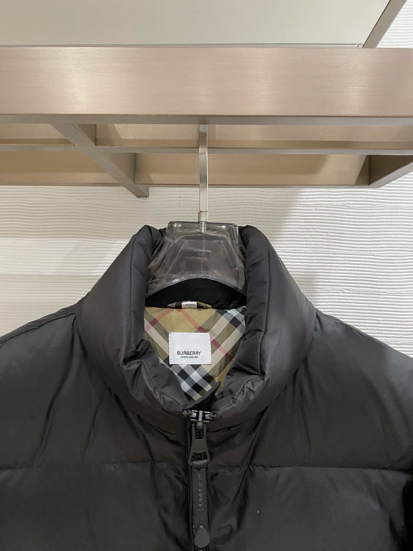 。2025秋冬新款巴宝莉 🆕原版1:1订制五金配件全进口原版定制 欢迎专柜对比 绝对的高品质 采用顶级9