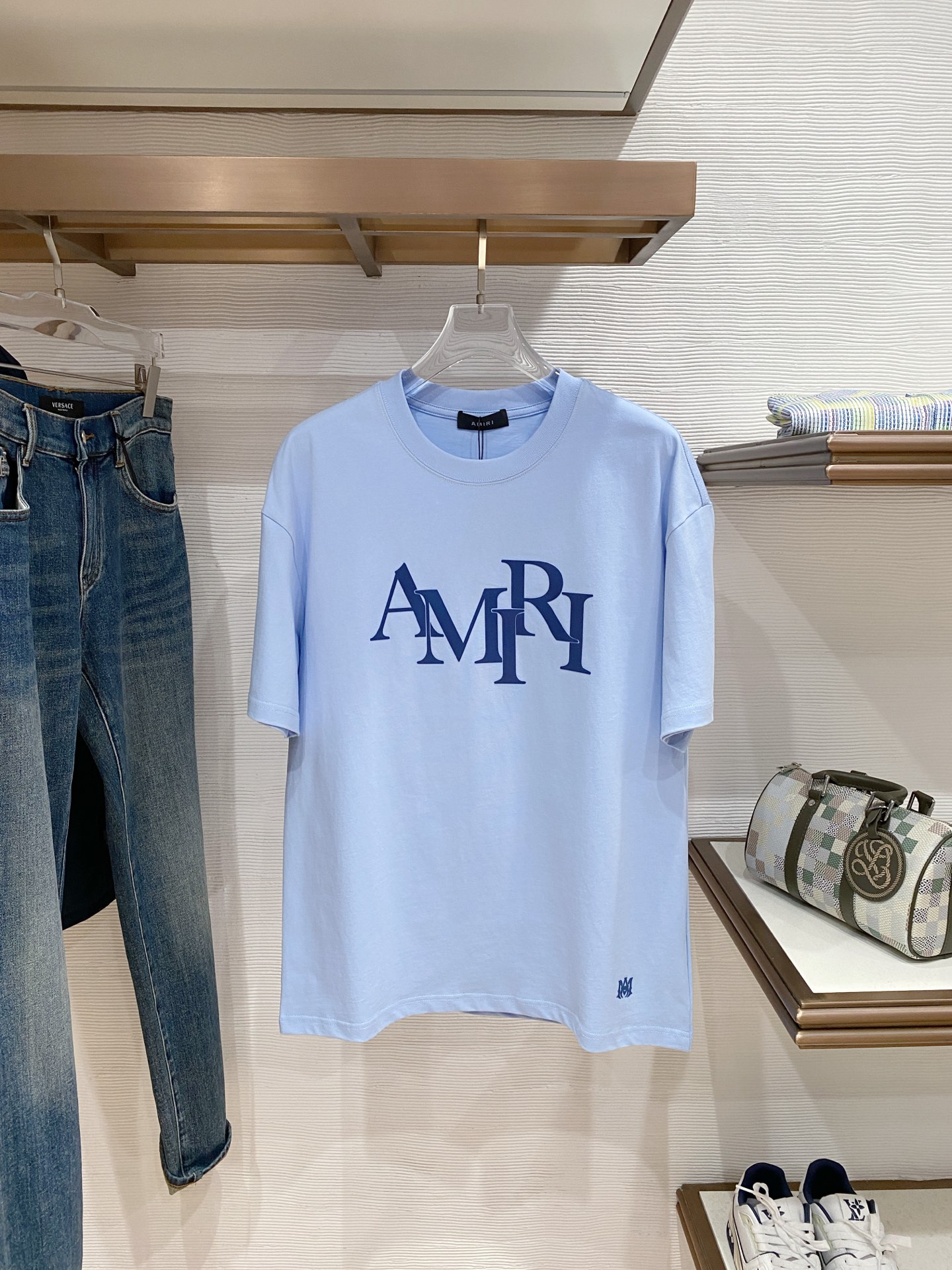 🌟 Amiri 艾米尔 经典标识印花短袖T恤，采用280克纯棉面料，柔软透气，夏天穿超舒服! 细节满分，