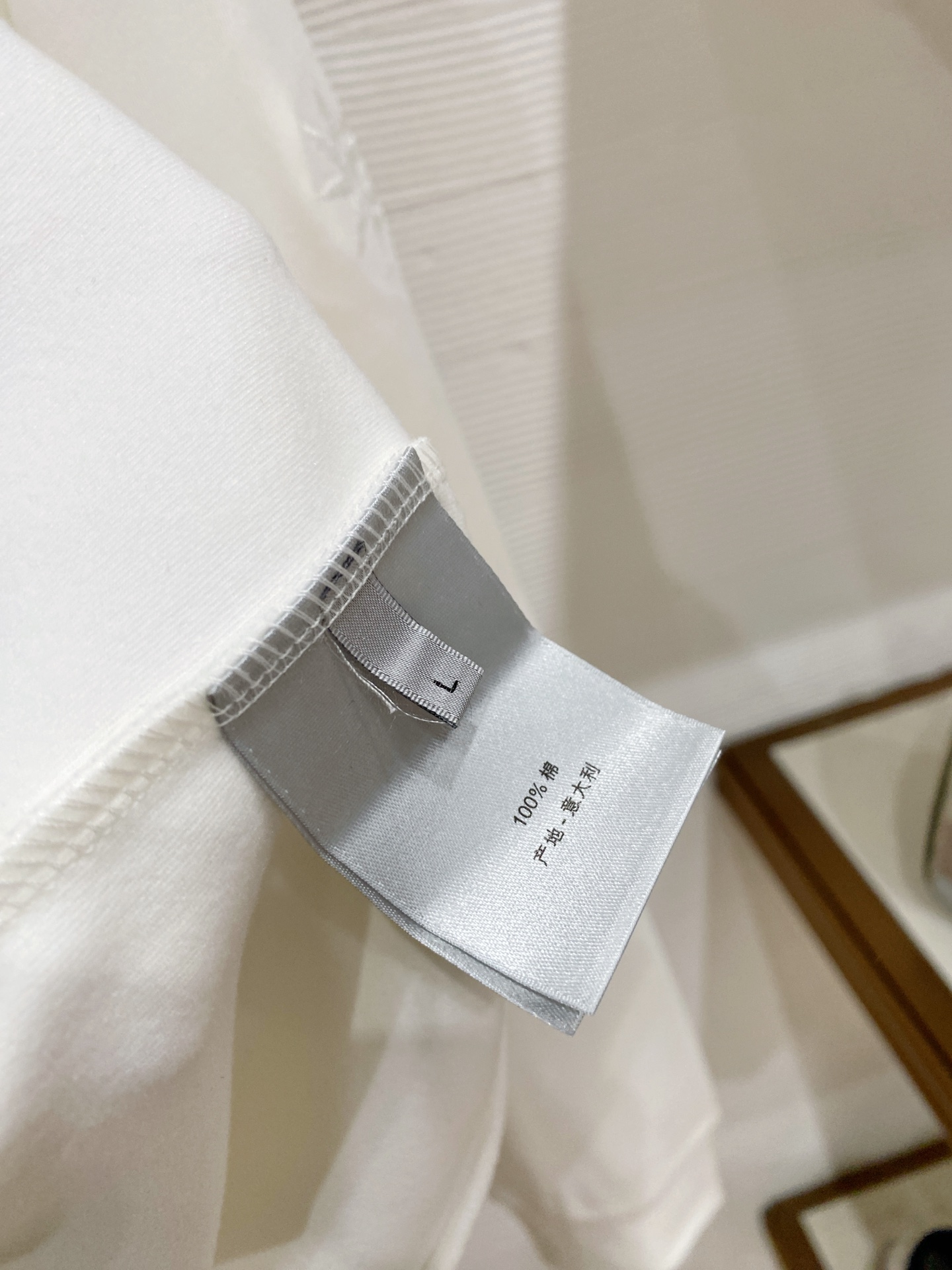 迪奥 精品打底衫 贸易公司订单 25SS 秋冬新款意式轻奢男士休闲长袖打底衫长袖 T恤 卫衣平整的抗皱性