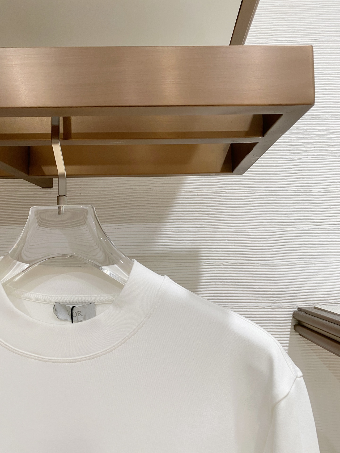 迪奥 精品打底衫 贸易公司订单 25SS 秋冬新款意式轻奢男士休闲长袖打底衫长袖 T恤 卫衣平整的抗皱性