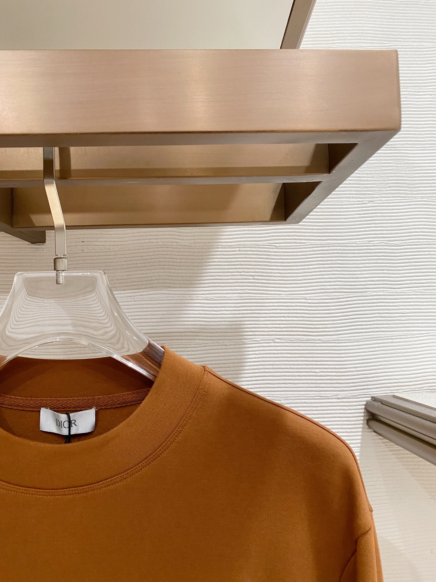 迪奥 精品打底衫 贸易公司订单 25SS 秋冬新款意式轻奢男士休闲长袖打底衫长袖 T恤 卫衣平整的抗皱性