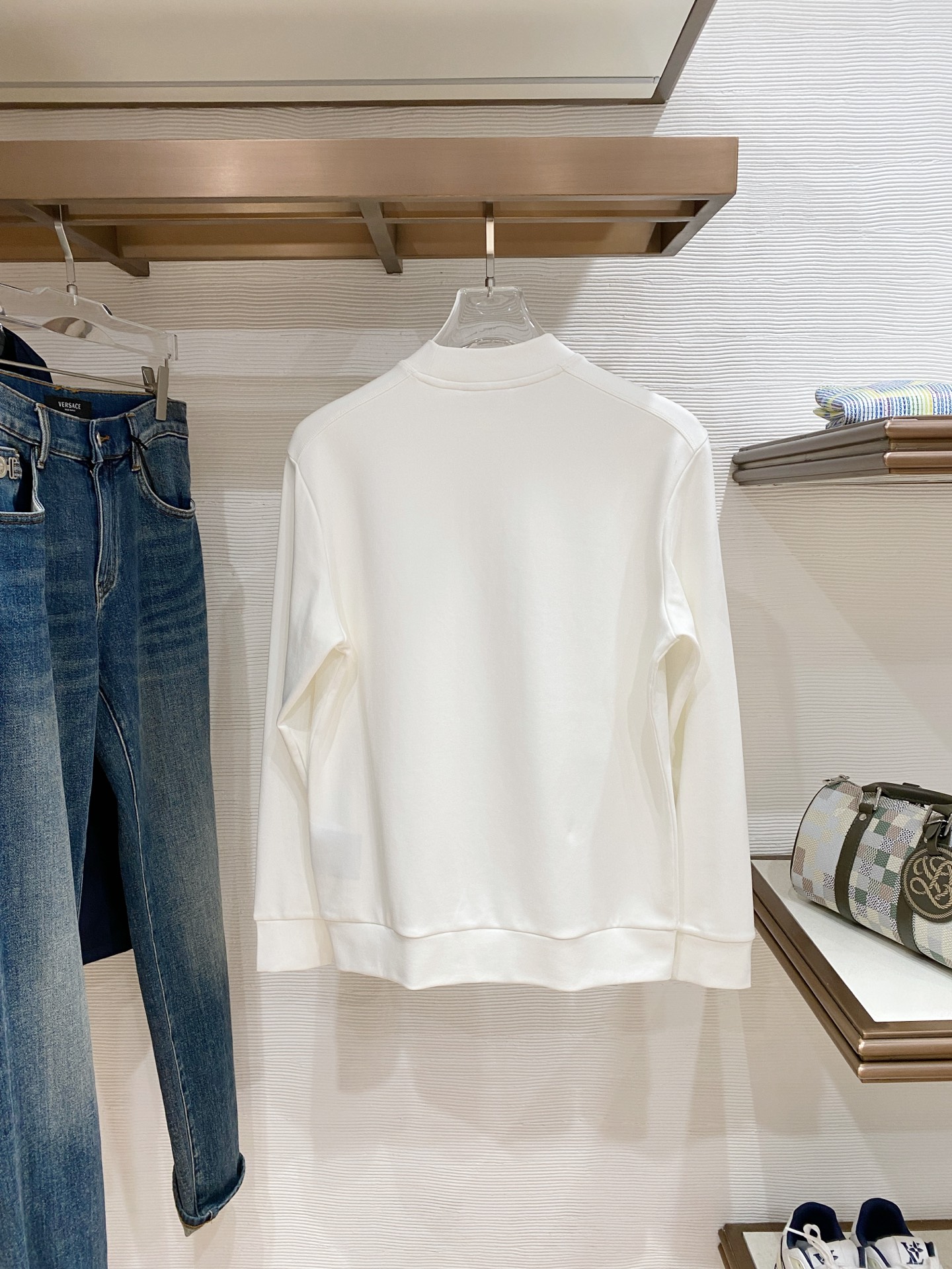 1v 路易威登 精品打底衫 贸易公司订单 25SS 秋冬新款意式轻奢男士休闲长袖打底衫长袖 T恤 卫衣平