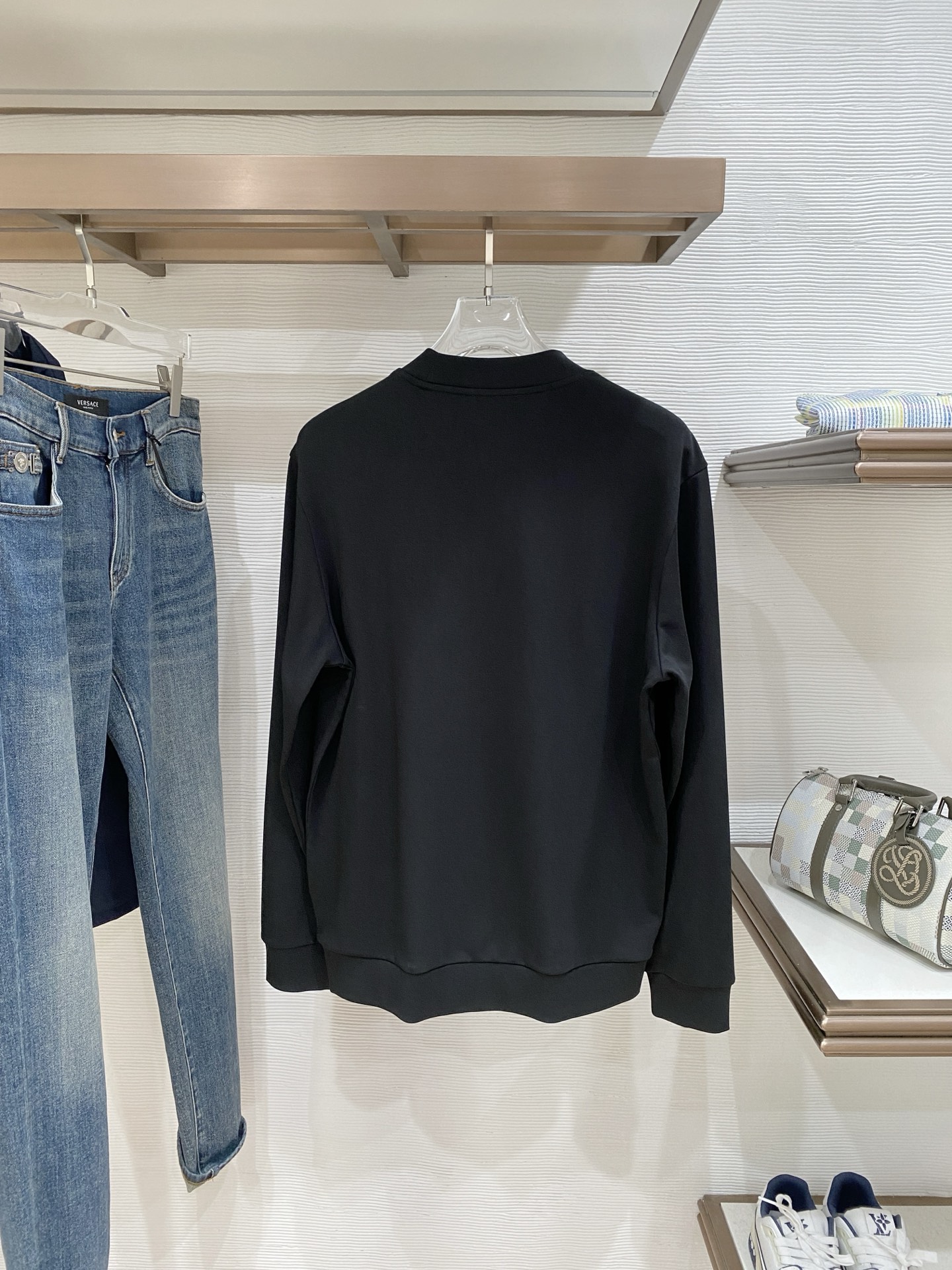 蒙口 精品打底衫 贸易公司订单 25SS 秋冬新款意式轻奢男士休闲长袖打底衫长袖 T恤 卫衣平整的抗皱性