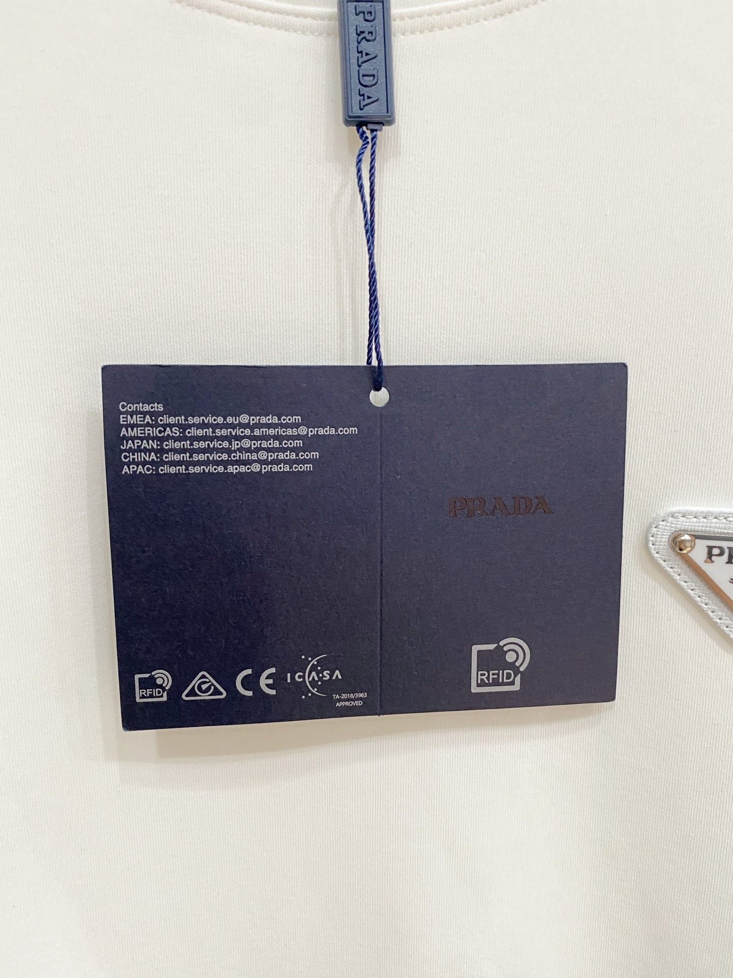 普拉达 精品打底衫 贸易公司订单 25SS 秋冬新款意式轻奢男士休闲长袖打底衫长袖 T恤 卫衣平整的抗皱