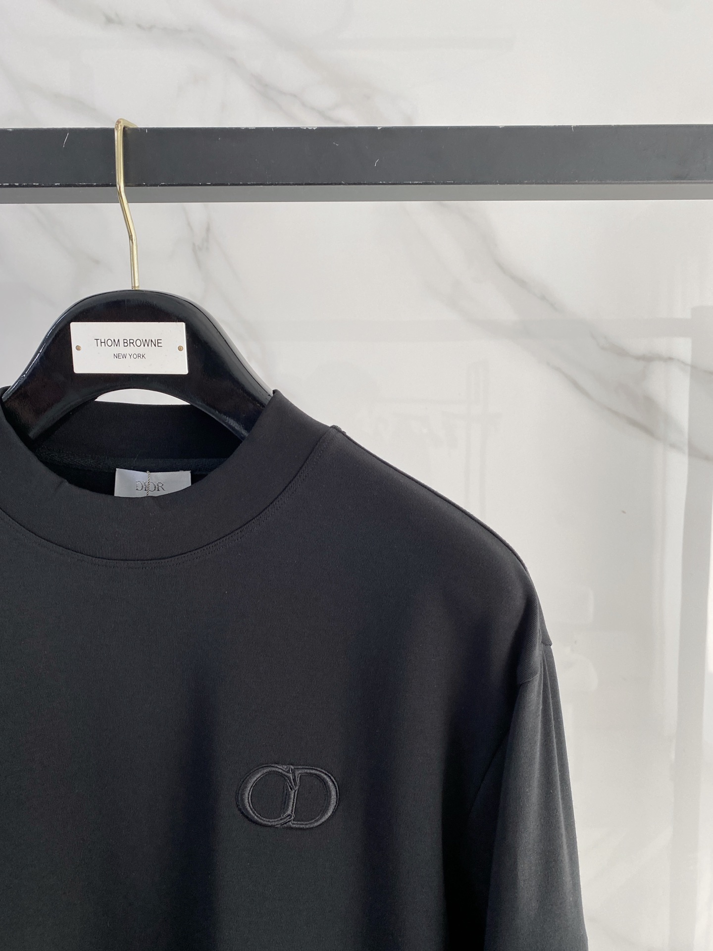 迪奥 精品打底衫 贸易公司订单 25SS 秋冬新款意式轻奢男士休闲长袖打底衫长袖 T恤 卫衣平整的抗皱性