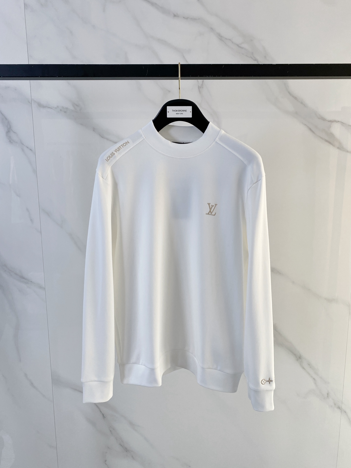 1v 路易威登 精品打底衫 贸易公司订单 25SS 秋冬新款意式轻奢男士休闲长袖打底衫长袖 T恤 卫衣平