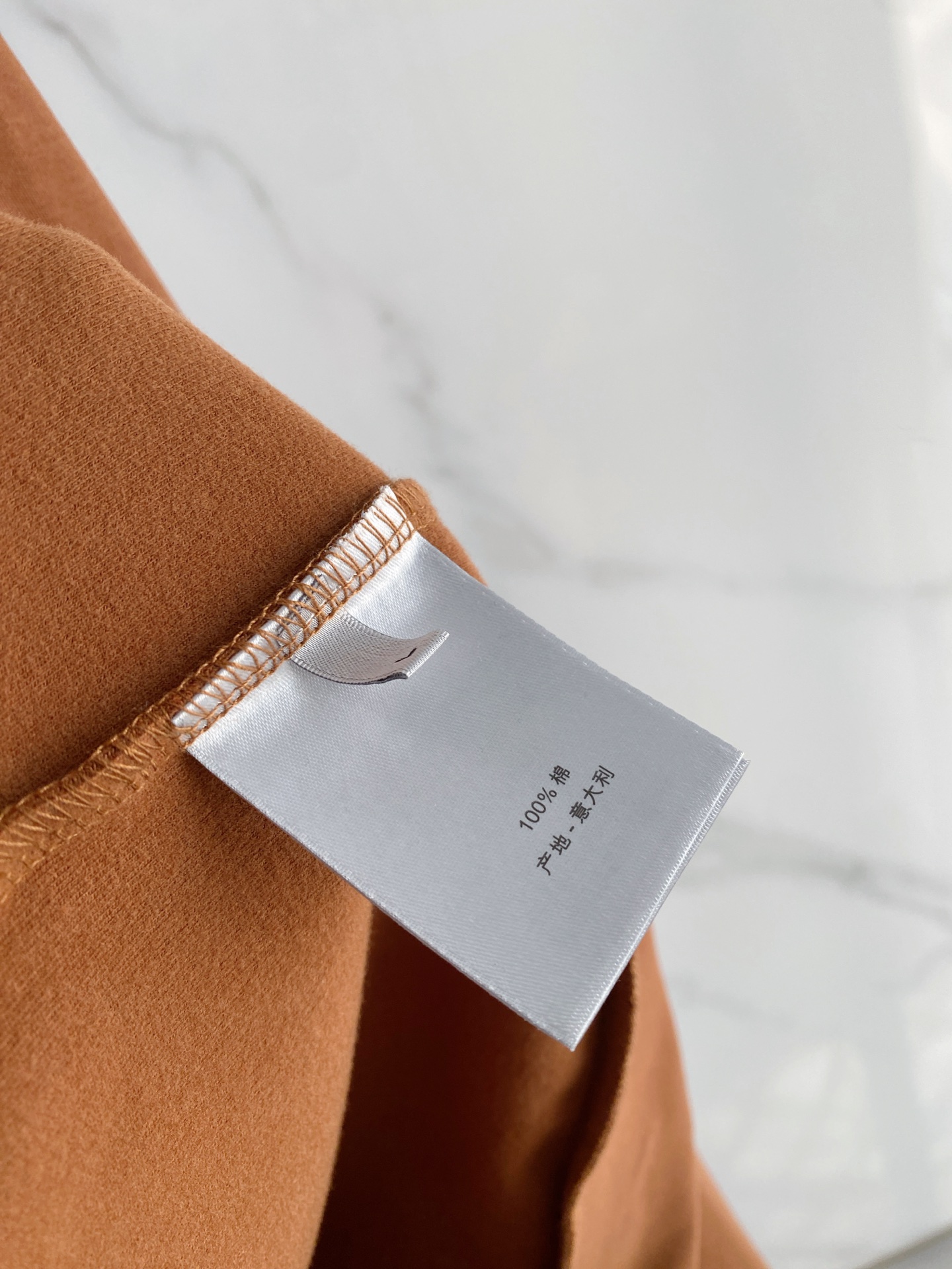 迪奥 精品打底衫 贸易公司订单 25SS 秋冬新款意式轻奢男士休闲长袖打底衫长袖 T恤 卫衣平整的抗皱性