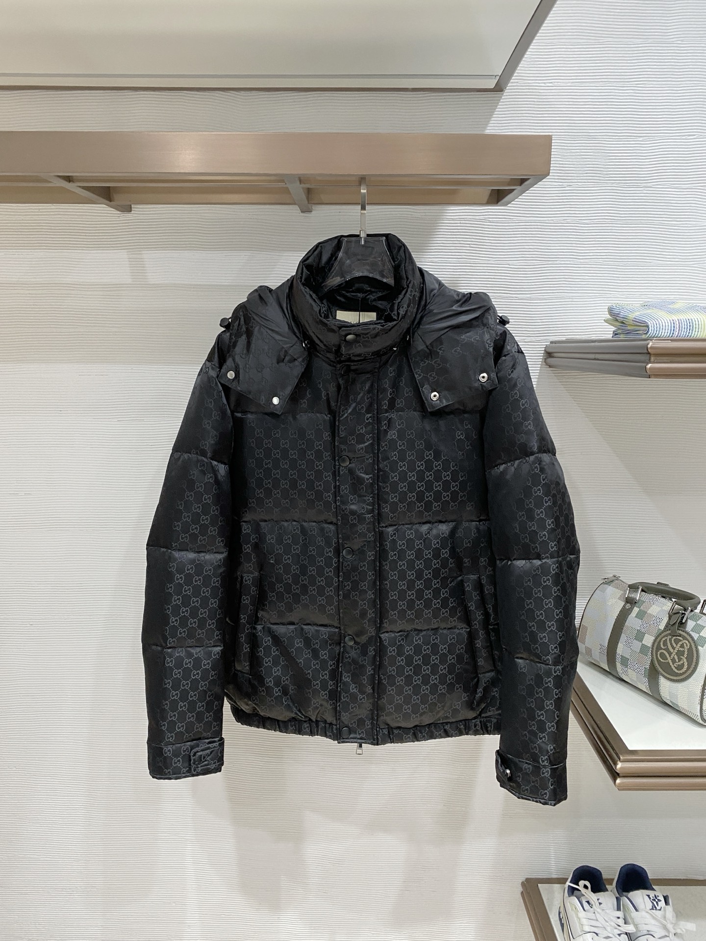 2025秋冬新款羽绒服 原版1:1订制五金配件全进口原版定制 欢迎专柜对比 绝对的高品质 采用国标白鸭绒