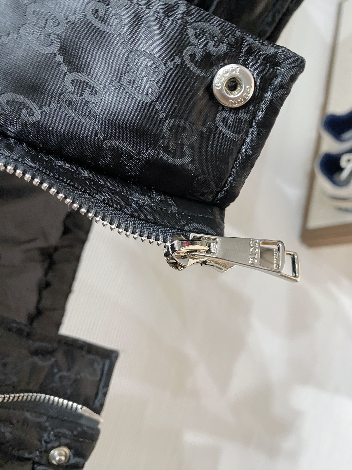 2025秋冬新款羽绒服 原版1:1订制五金配件全进口原版定制 欢迎专柜对比 绝对的高品质 采用国标白鸭绒