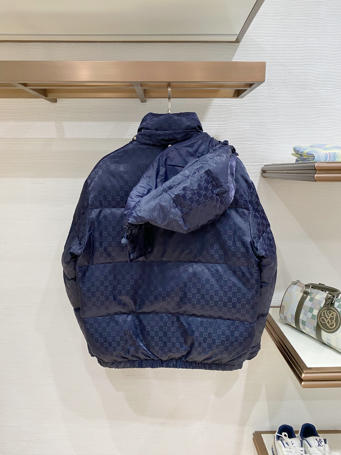 2025秋冬新款羽绒服 原版1:1订制五金配件全进口原版定制 欢迎专柜对比 绝对的高品质 采用国标白鸭绒