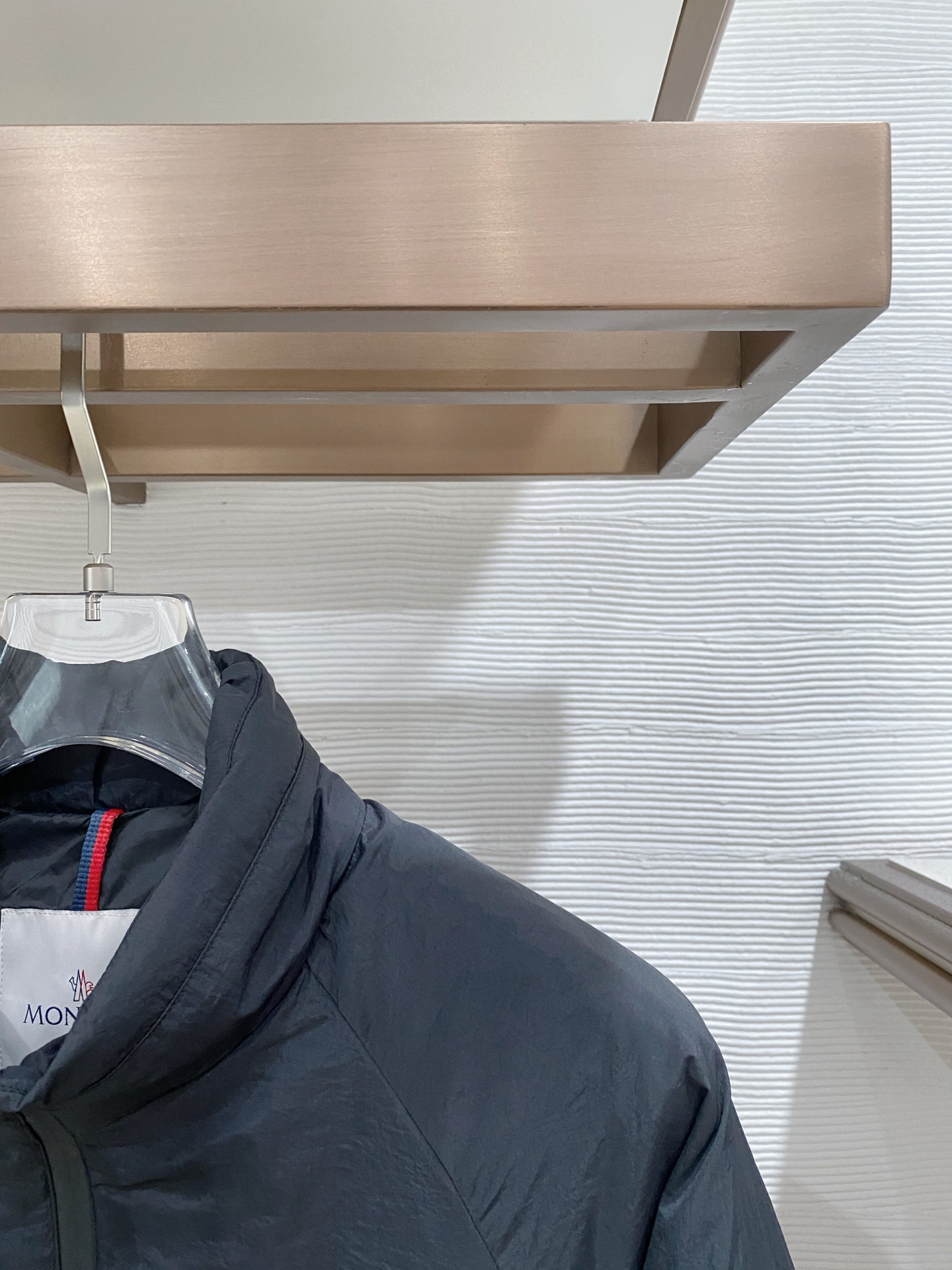 2025秋冬新款羽绒服 原版1:1订制五金配件全进口原版定制 欢迎专柜对比 绝对的高品质 采用国标白鸭绒