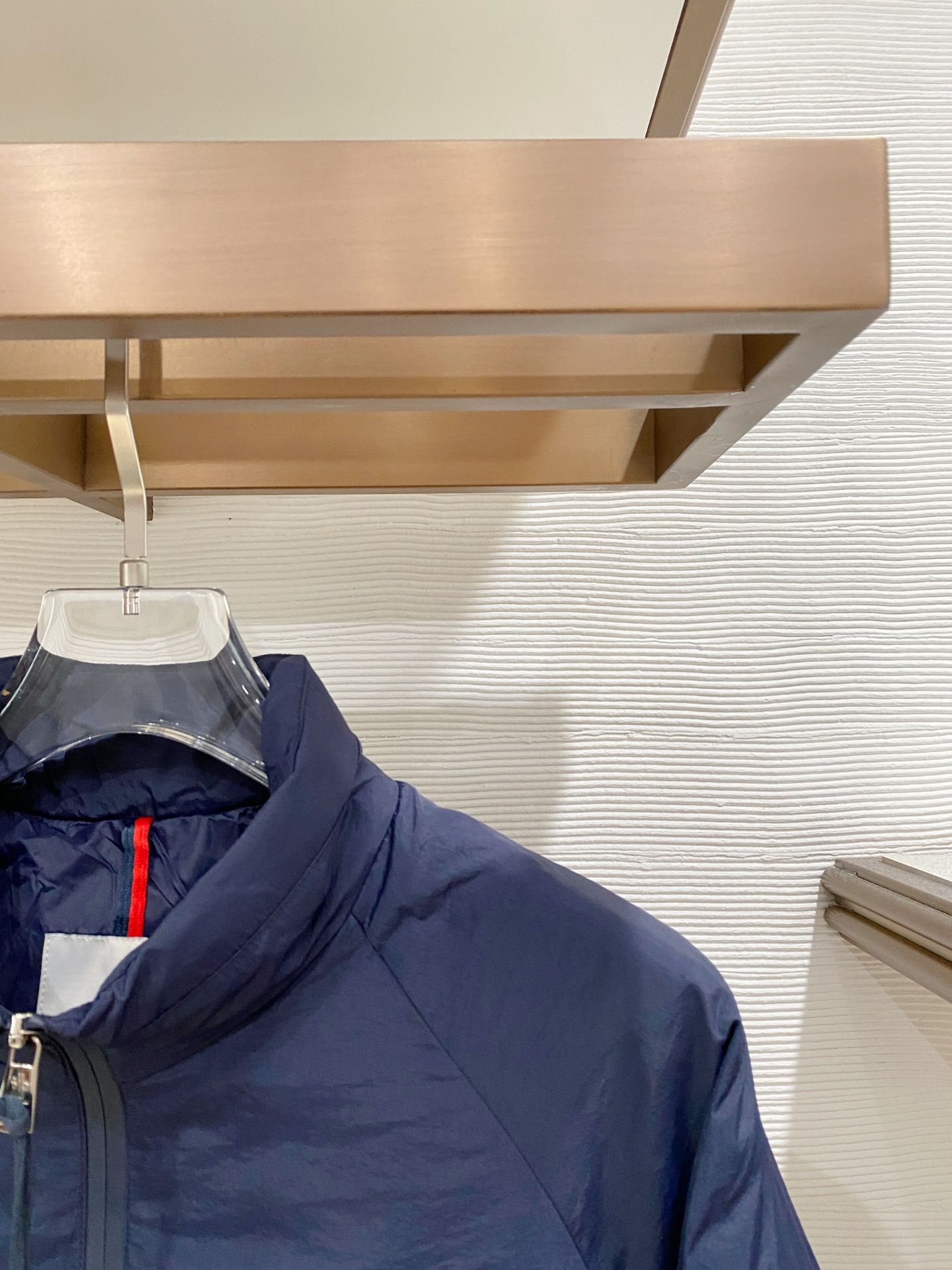 蒙口 2025秋冬新款羽绒服 原版1:1订制五金配件全进口原版定制 欢迎专柜对比 绝对的高品质 采用国标