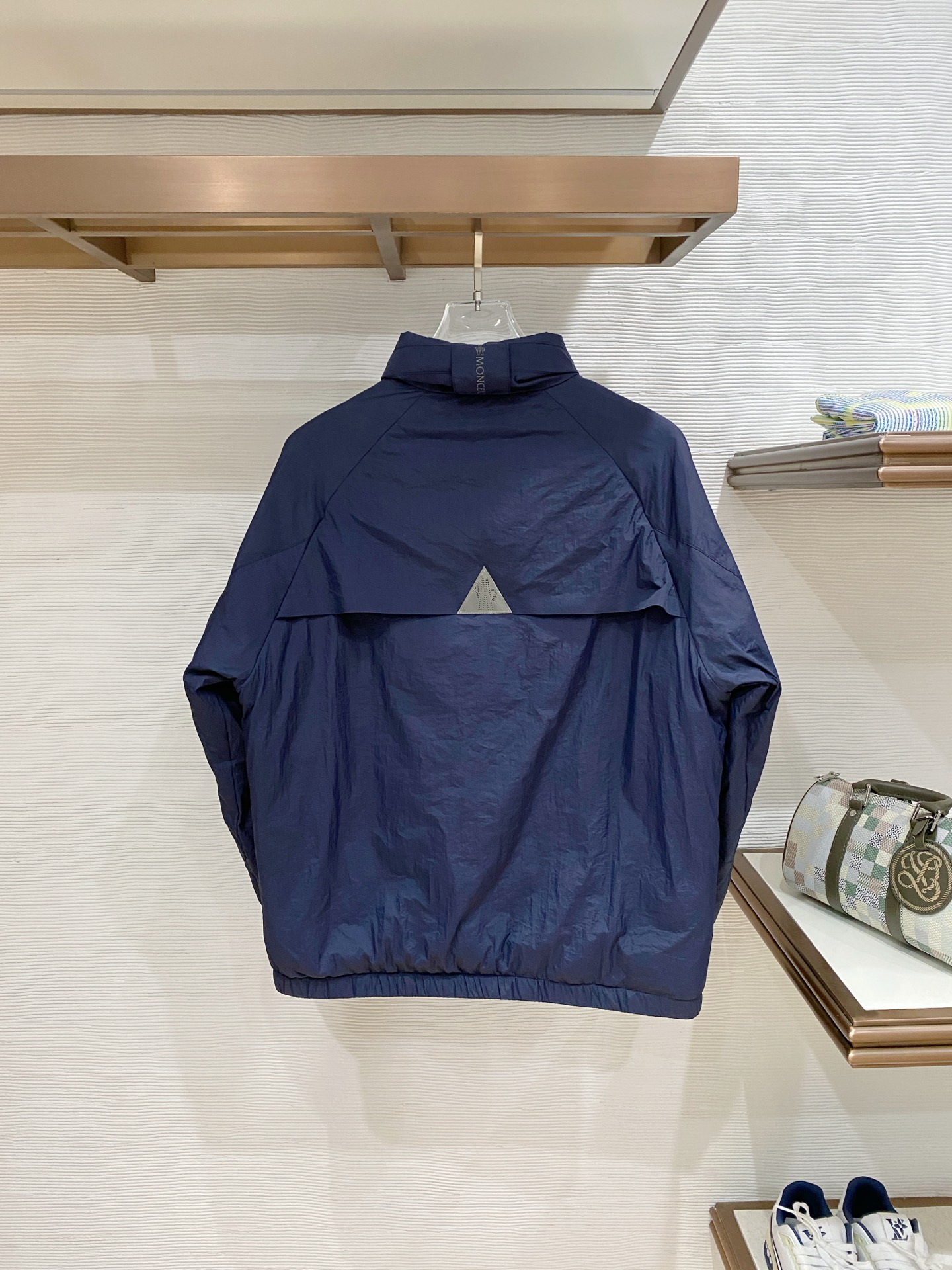 蒙口 2025秋冬新款羽绒服 原版1:1订制五金配件全进口原版定制 欢迎专柜对比 绝对的高品质 采用国标