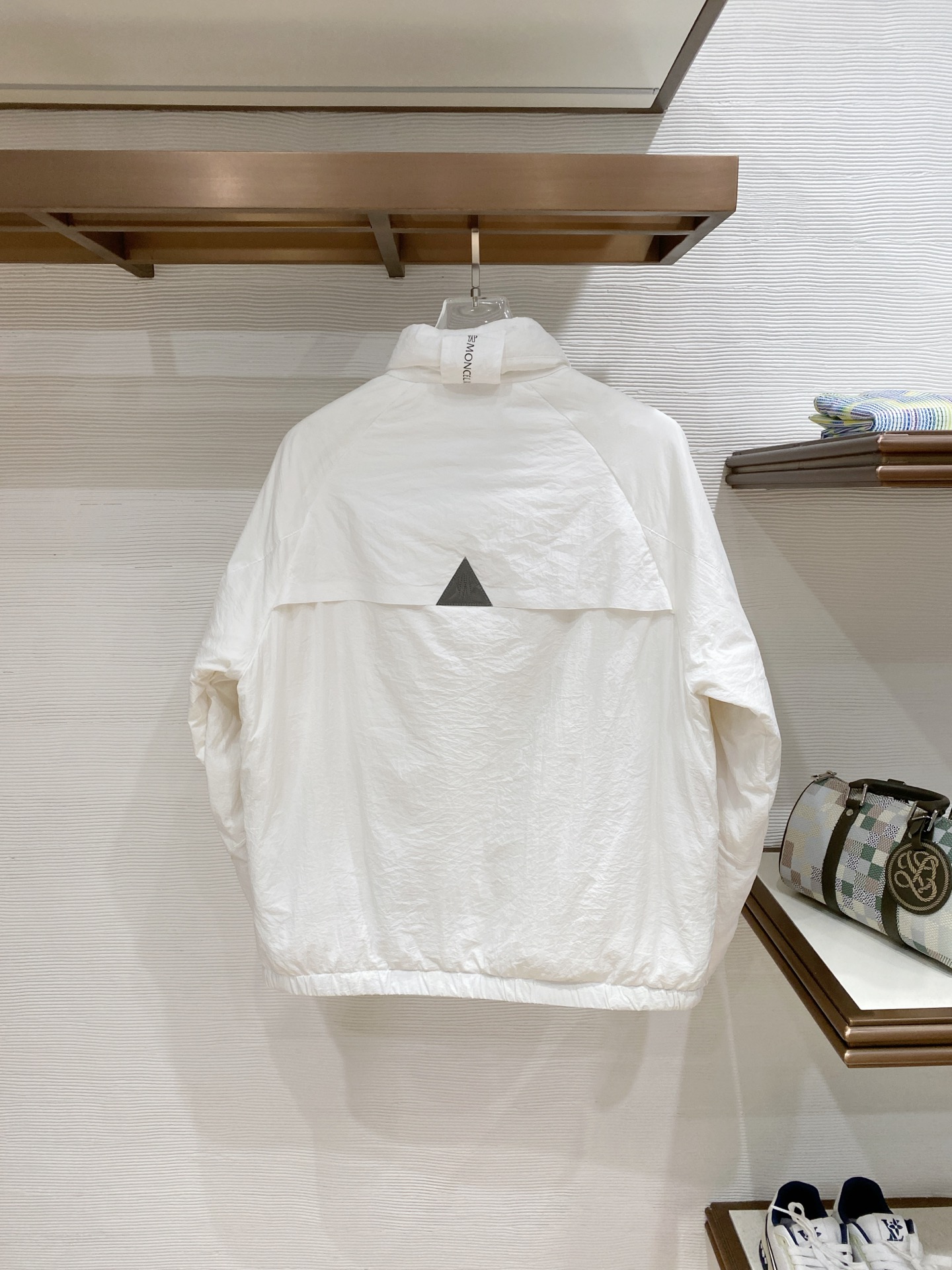 蒙口 2025秋冬新款羽绒服 原版1:1订制五金配件全进口原版定制 欢迎专柜对比 绝对的高品质 采用国标