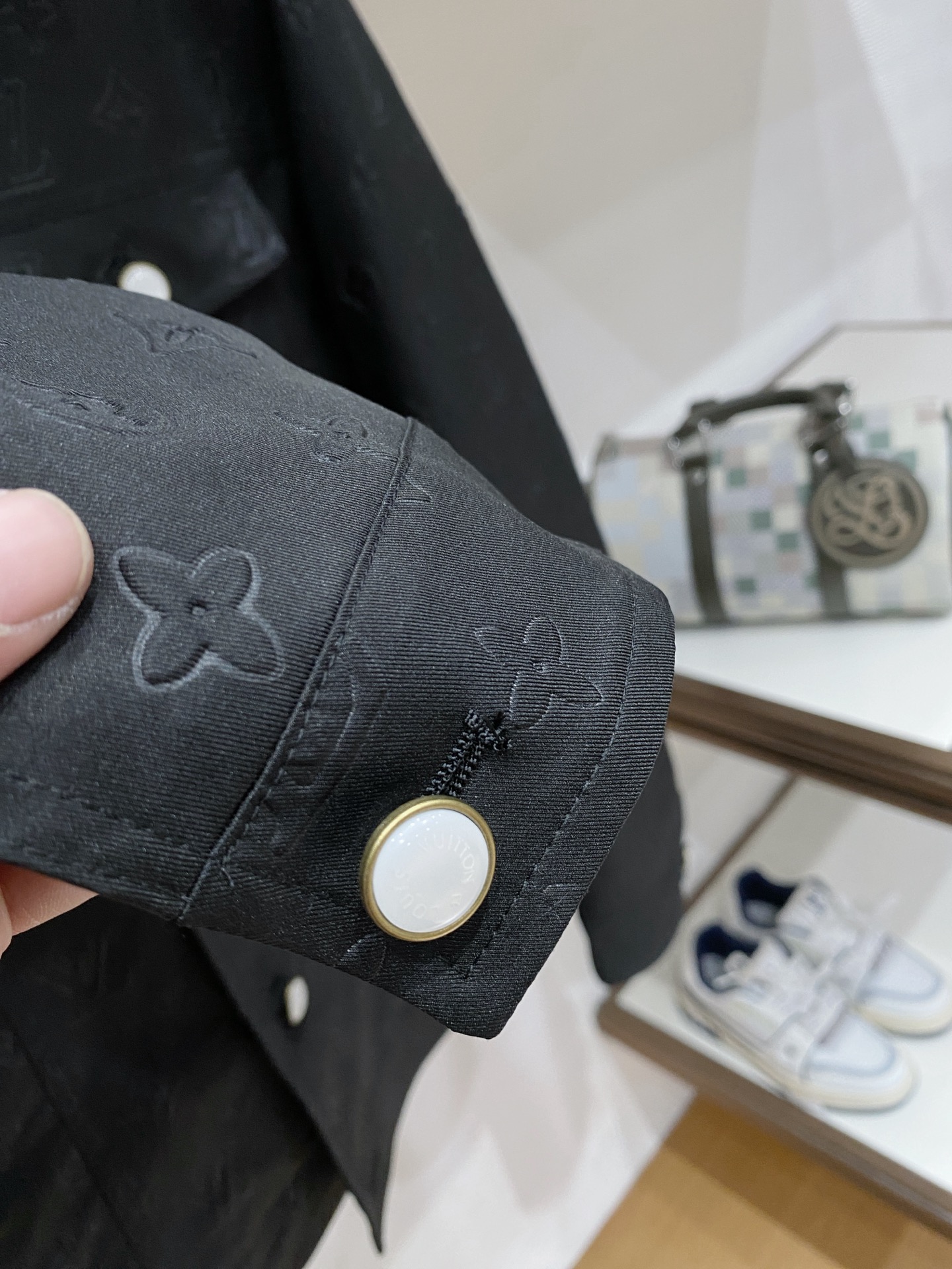 1v路易威登 2025秋冬新款羽绒服 原版1:1订制五金配件全进口原版定制 欢迎专柜对比 绝对的高品质 