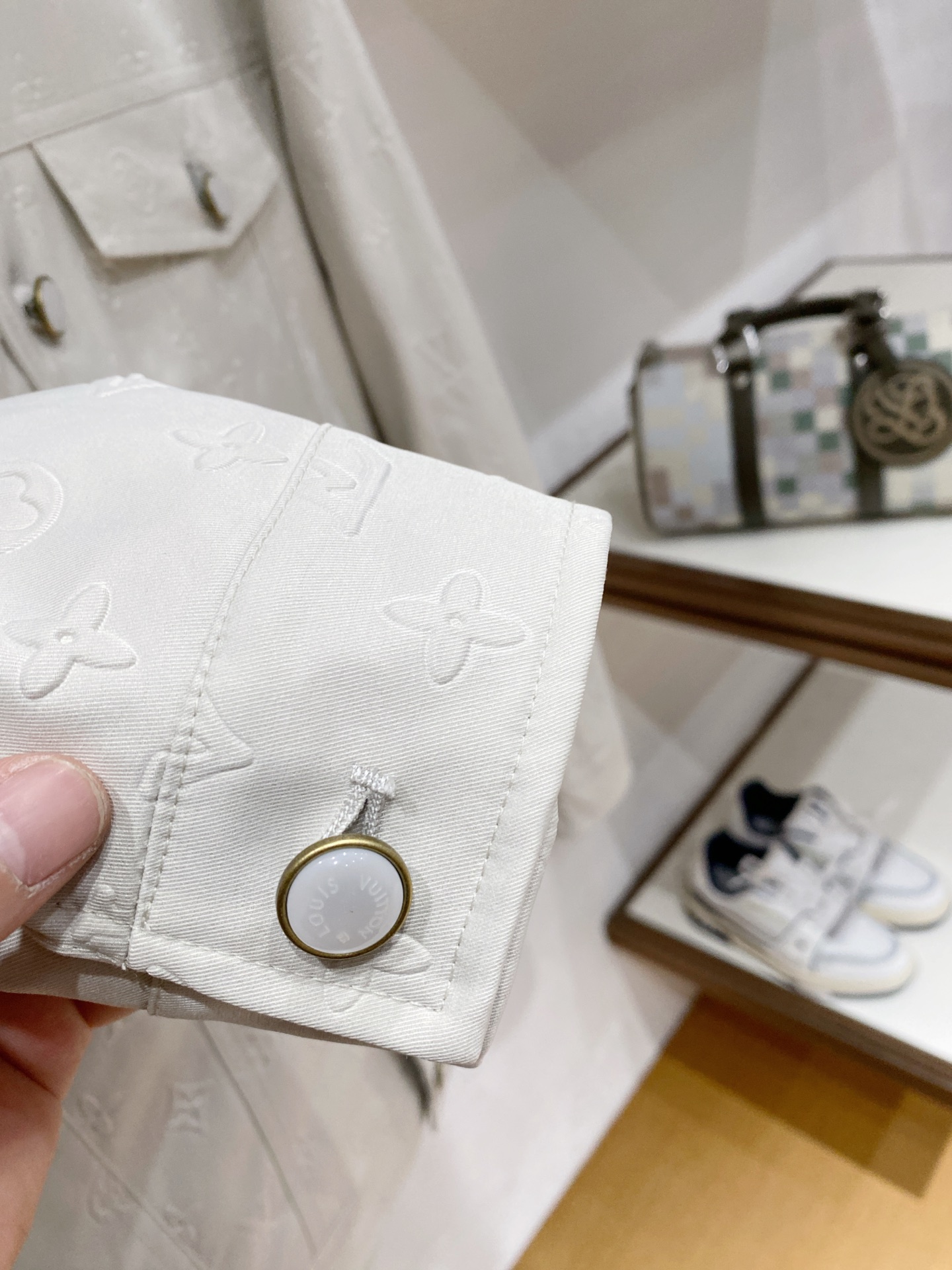 1v路易威登 2025秋冬新款羽绒服 原版1:1订制五金配件全进口原版定制 欢迎专柜对比 绝对的高品质 