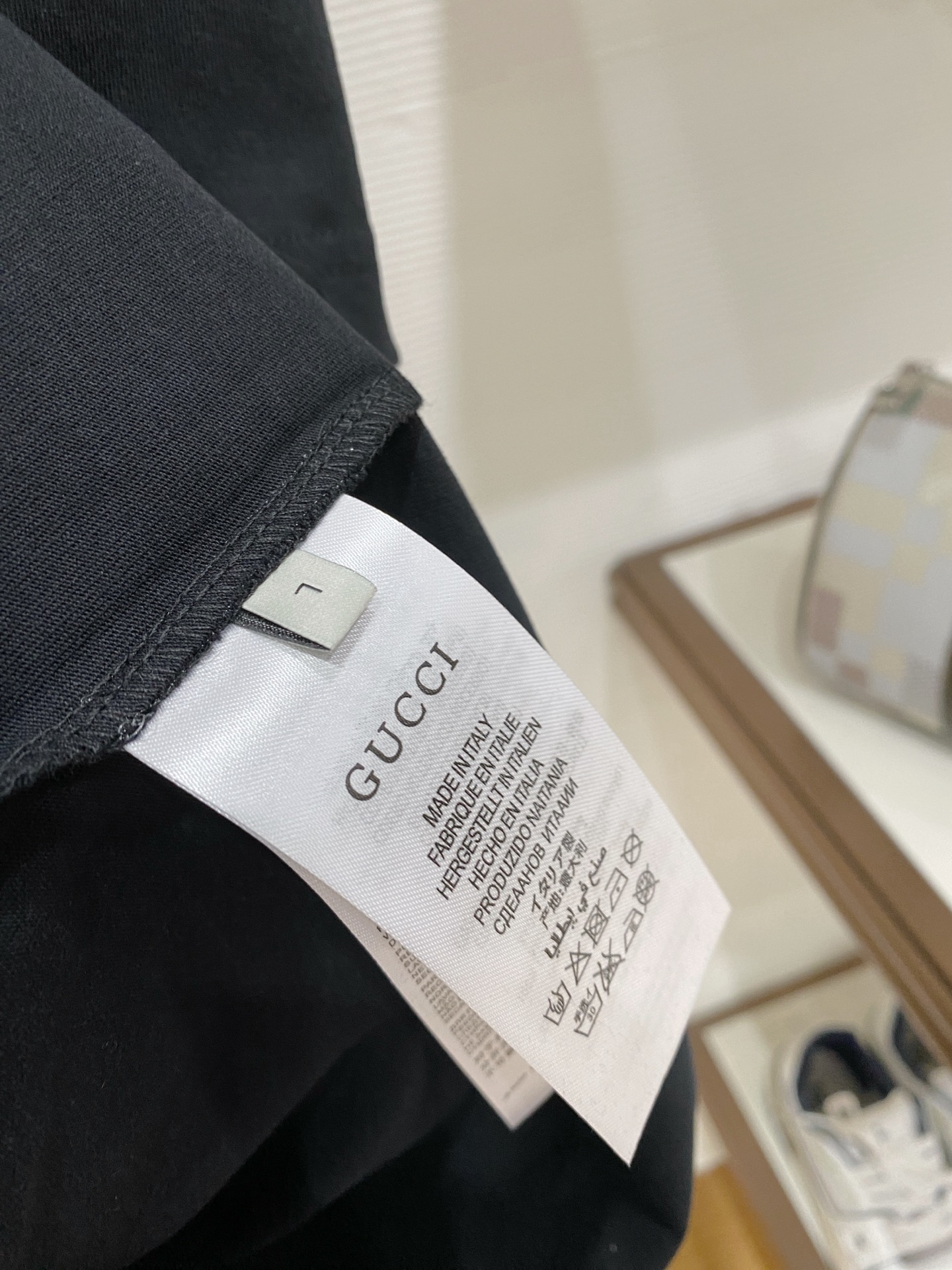 🌟 GUCCI 古奇经典标识印花短袖T恤，采用280克纯棉面料，柔软透气，夏天穿超舒服! 细节满分，辨识