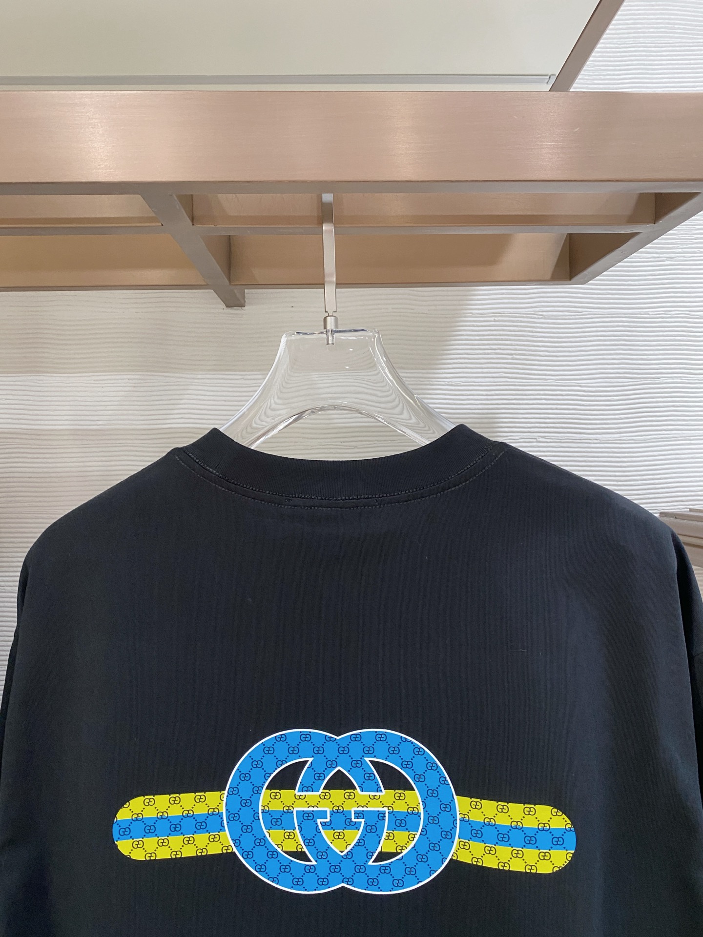 🌟 GUCCI 古奇经典标识印花短袖T恤，采用280克纯棉面料，柔软透气，夏天穿超舒服! 细节满分，辨识