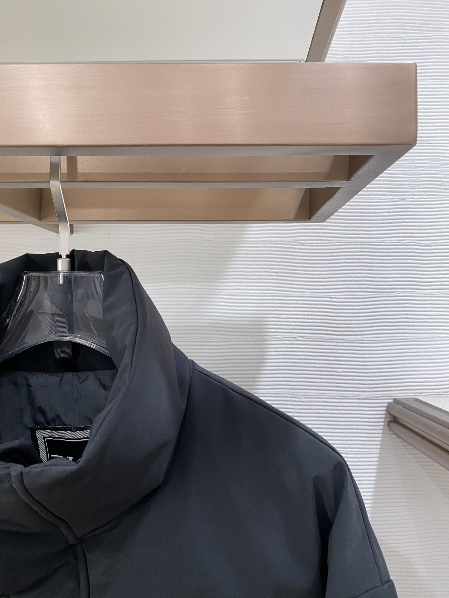 迪奥 2025秋冬新款羽绒服 原版1:1订制五金配件全进口原版定制 欢迎专柜对比 绝对的高品质 采用国标