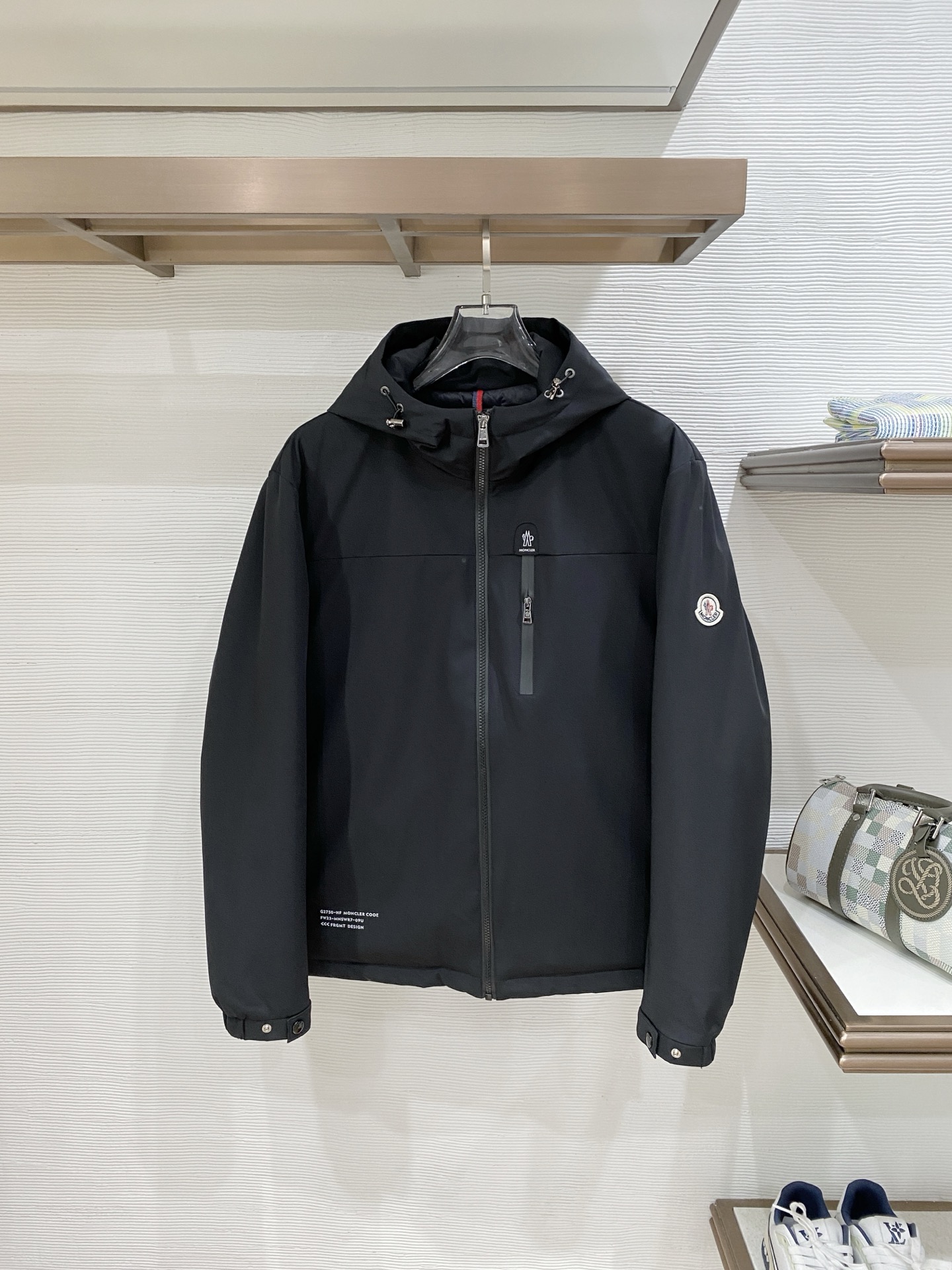 蒙口 2025秋冬新款羽绒服 原版1:1订制五金配件全进口原版定制 欢迎专柜对比 绝对的高品质 采用国标